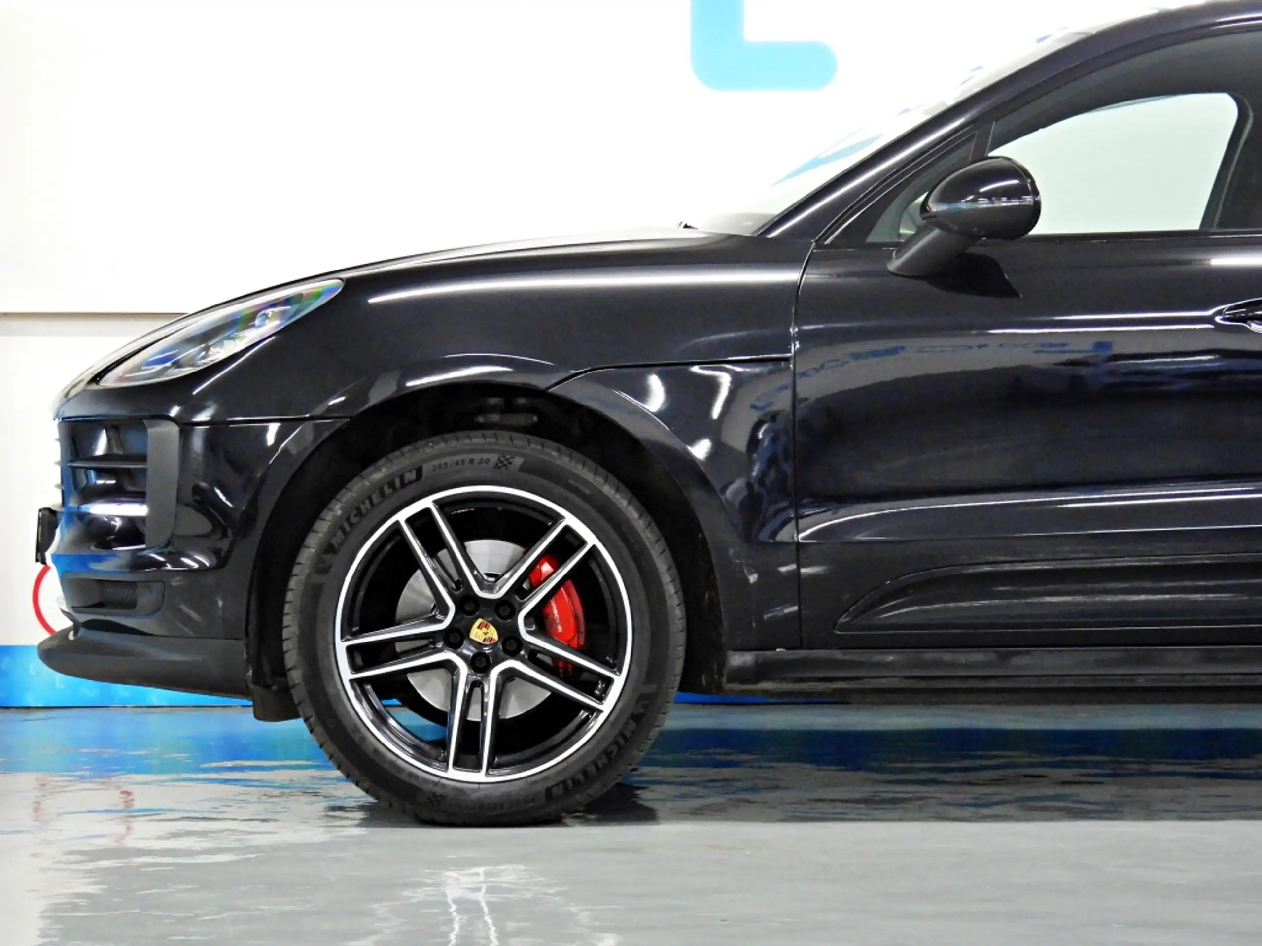 Porsche - Macan