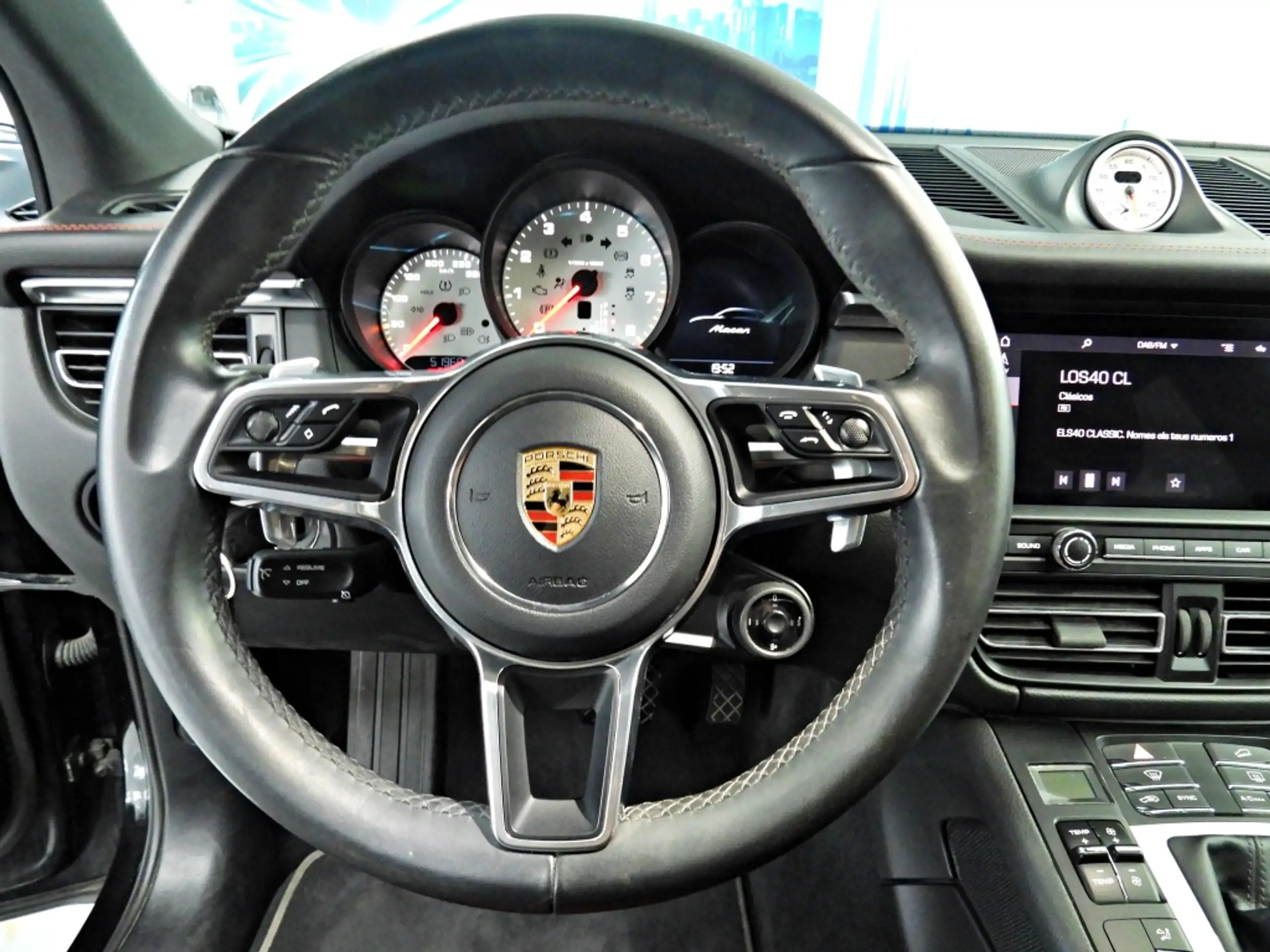 Porsche - Macan