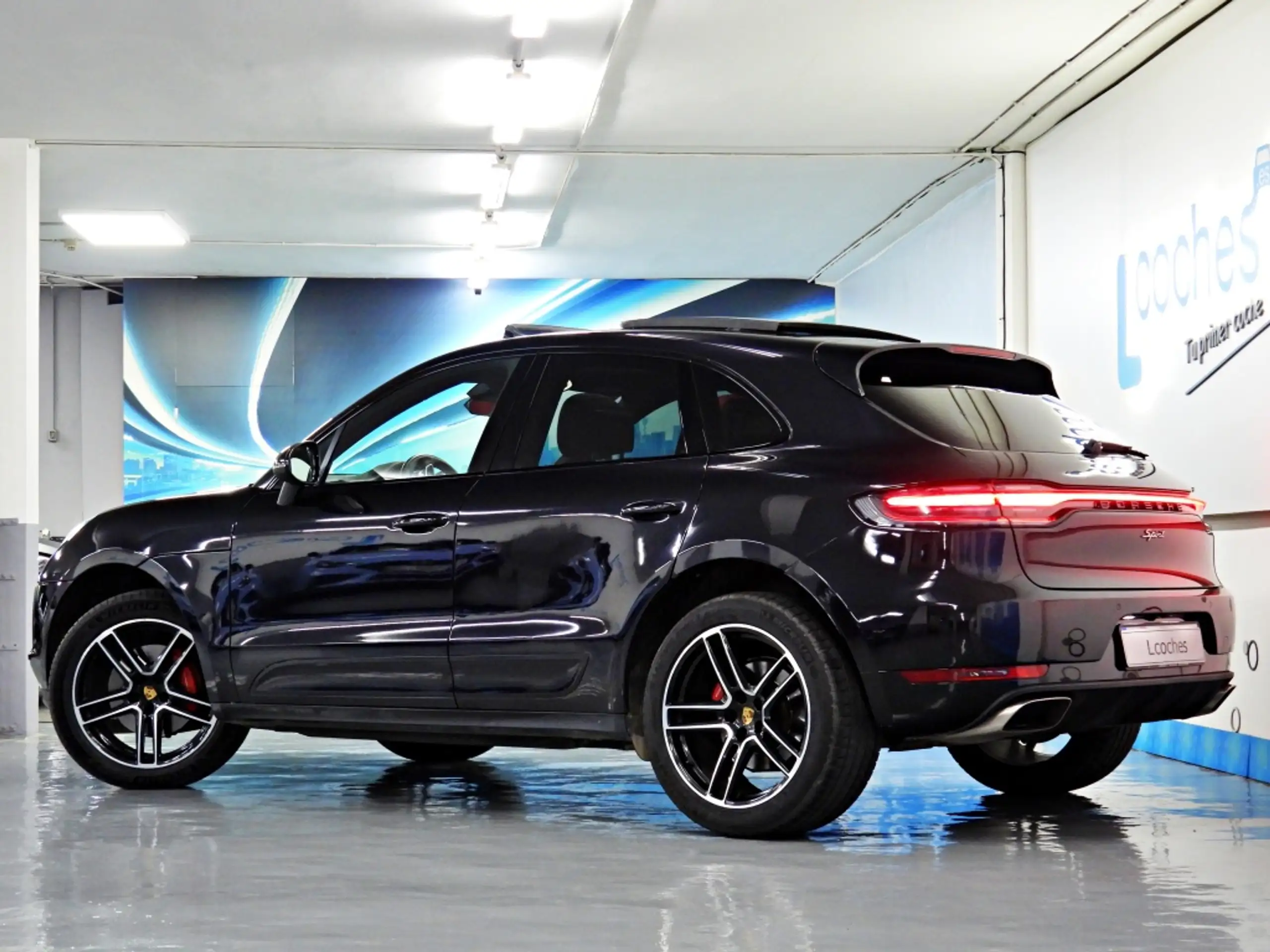 Porsche - Macan