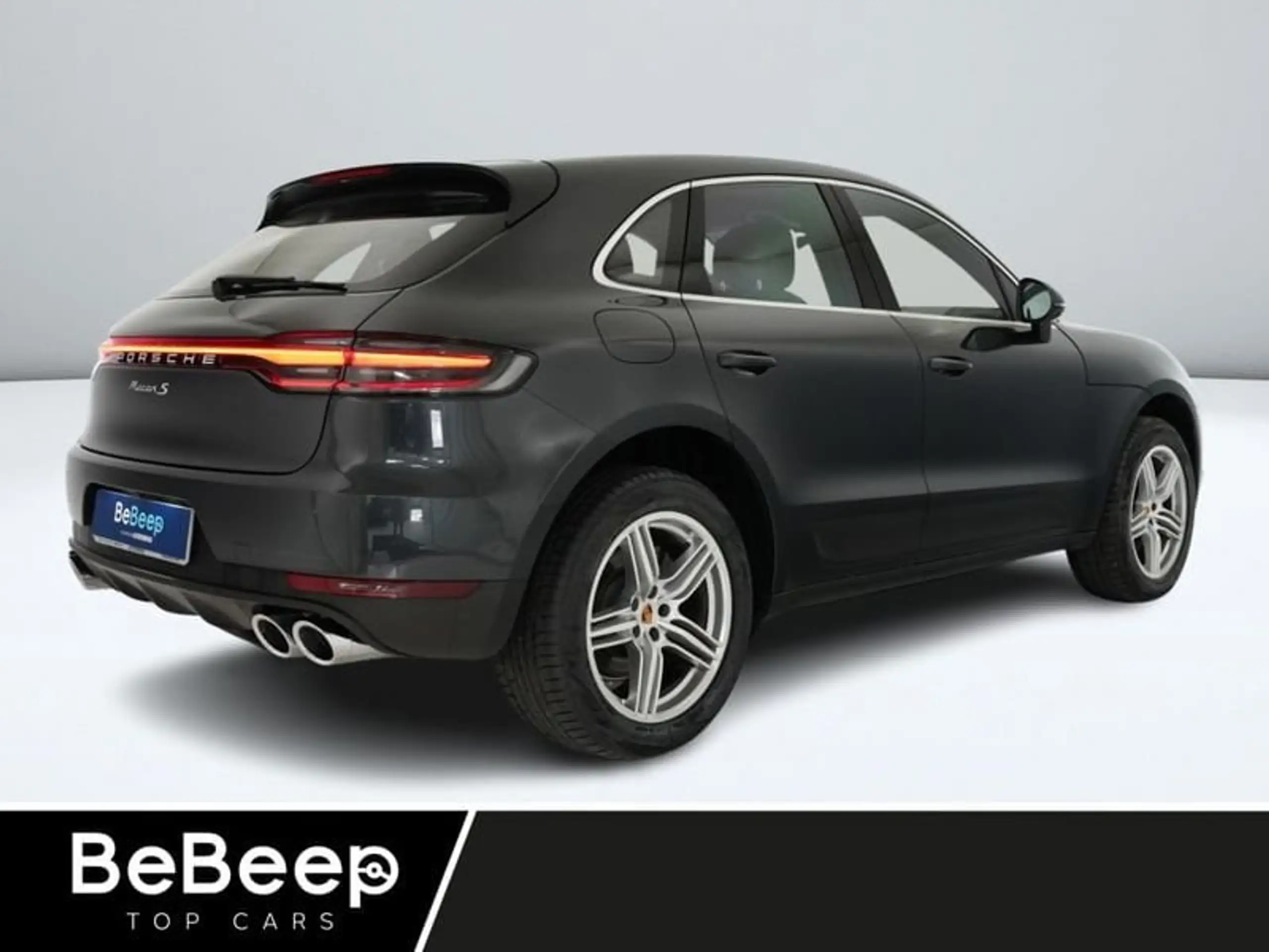 Porsche - Macan