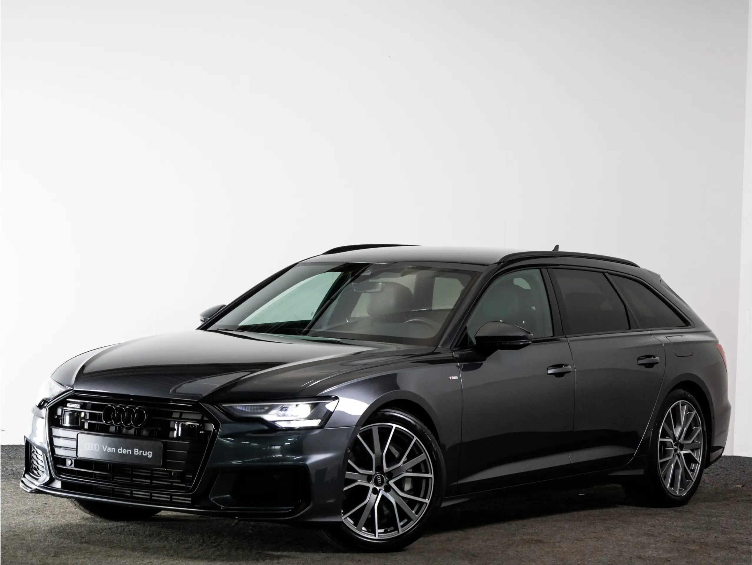 Audi - A6