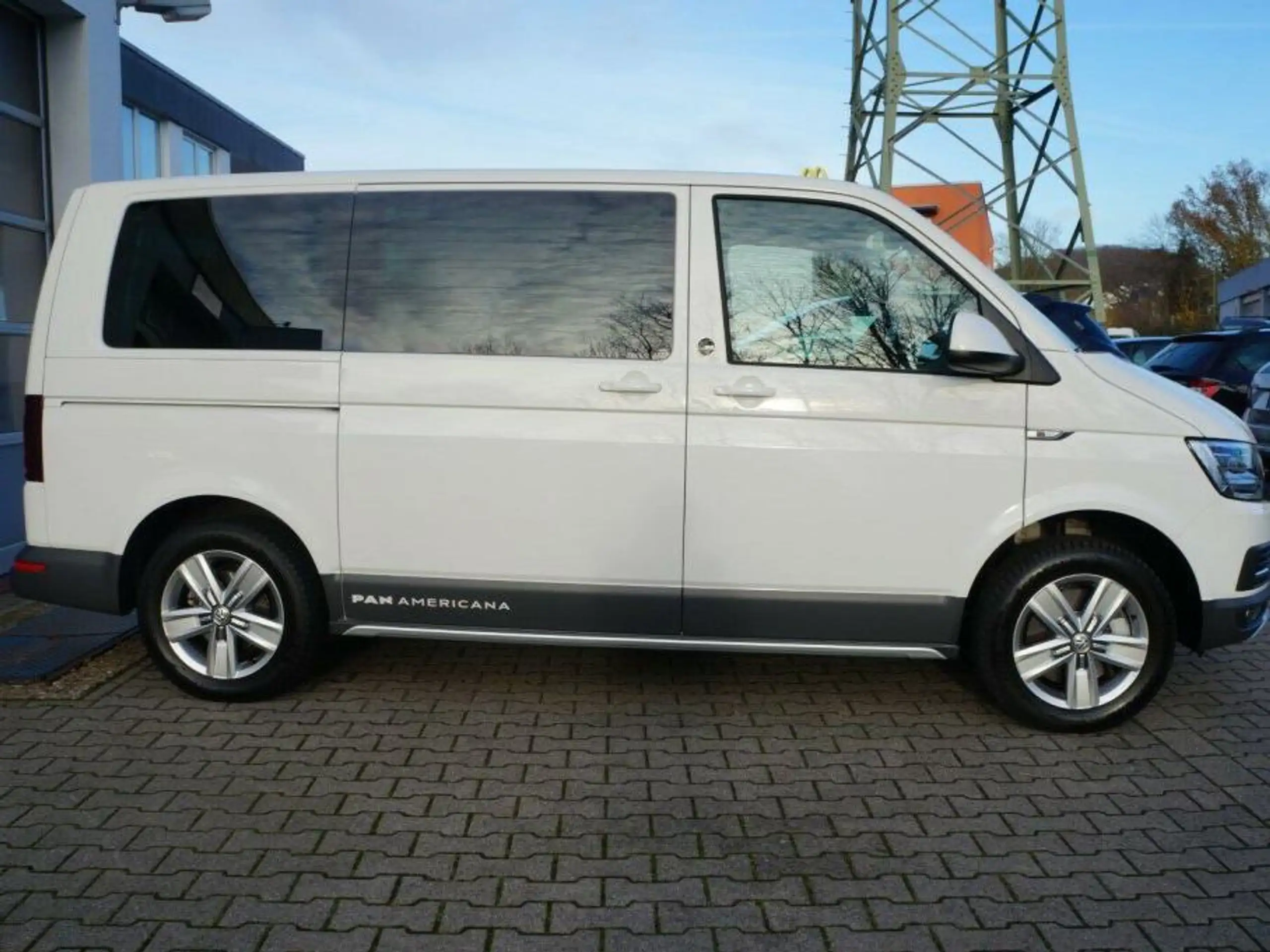 Volkswagen - T6 Multivan