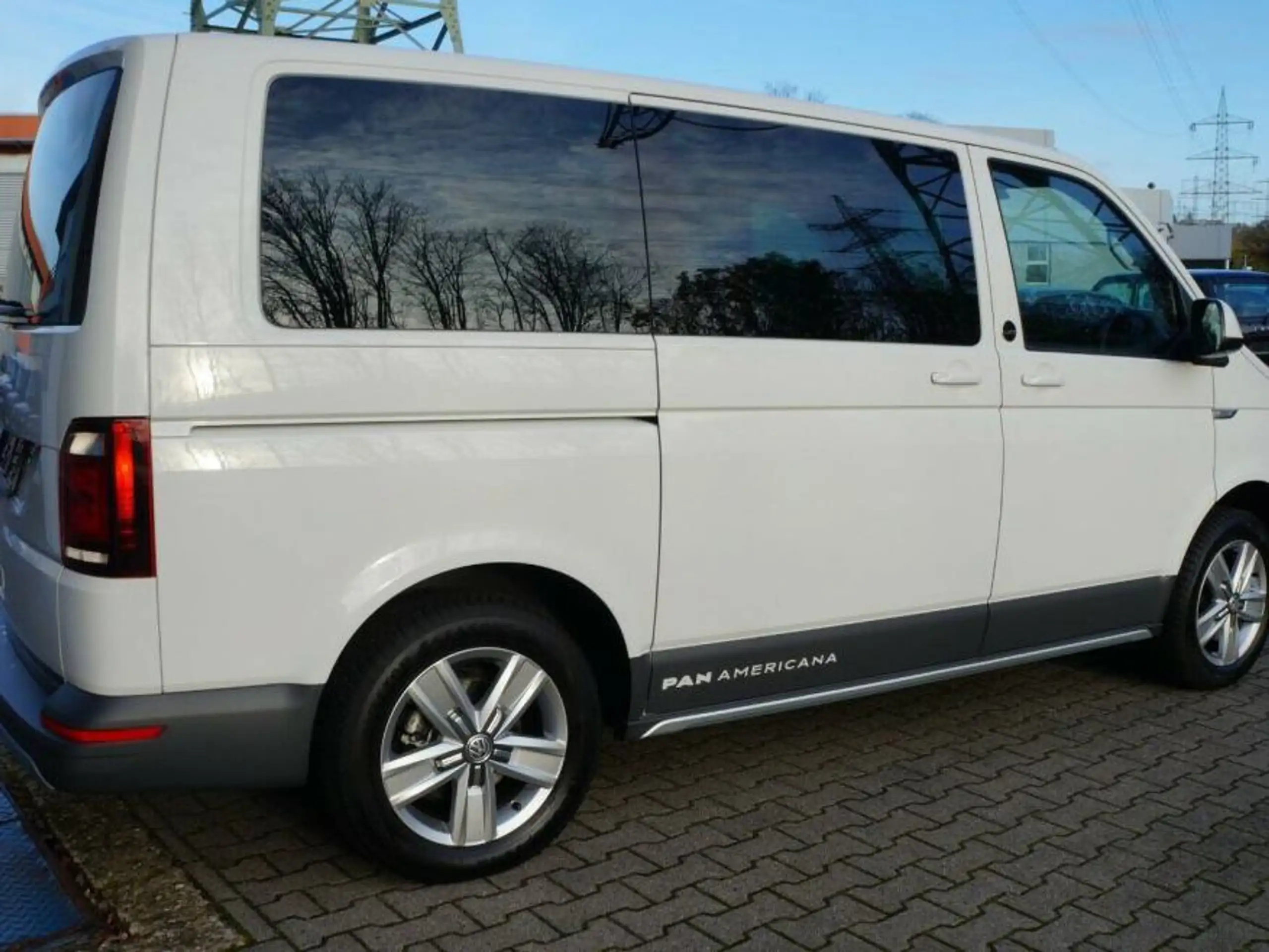 Volkswagen - T6 Multivan