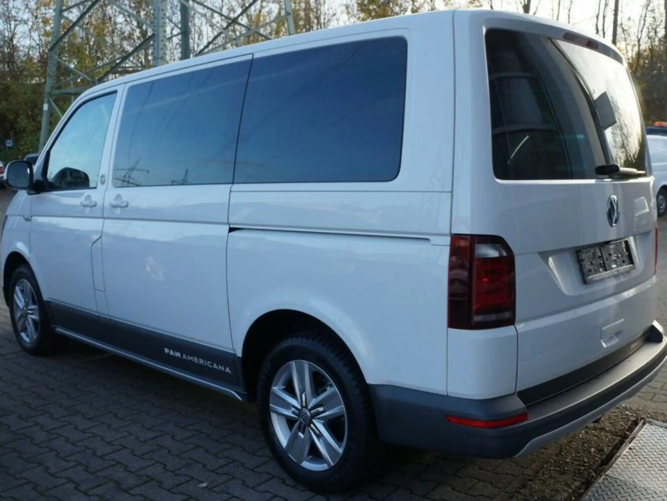 Volkswagen - T6 Multivan