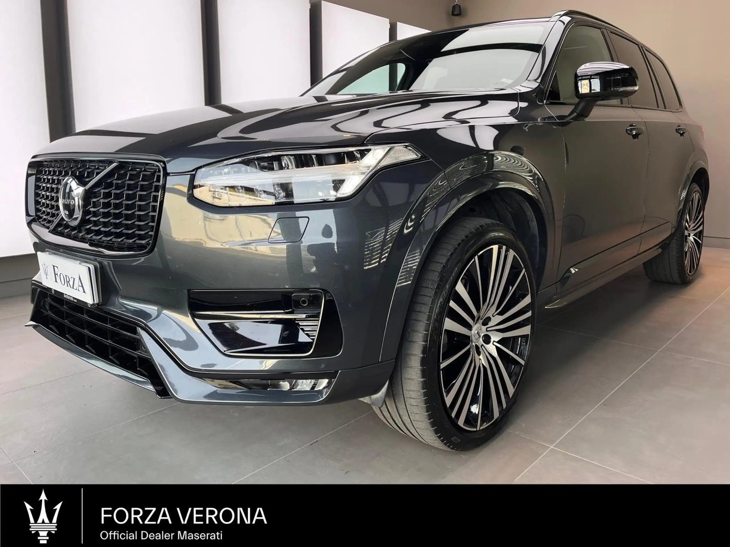 Volvo - XC90