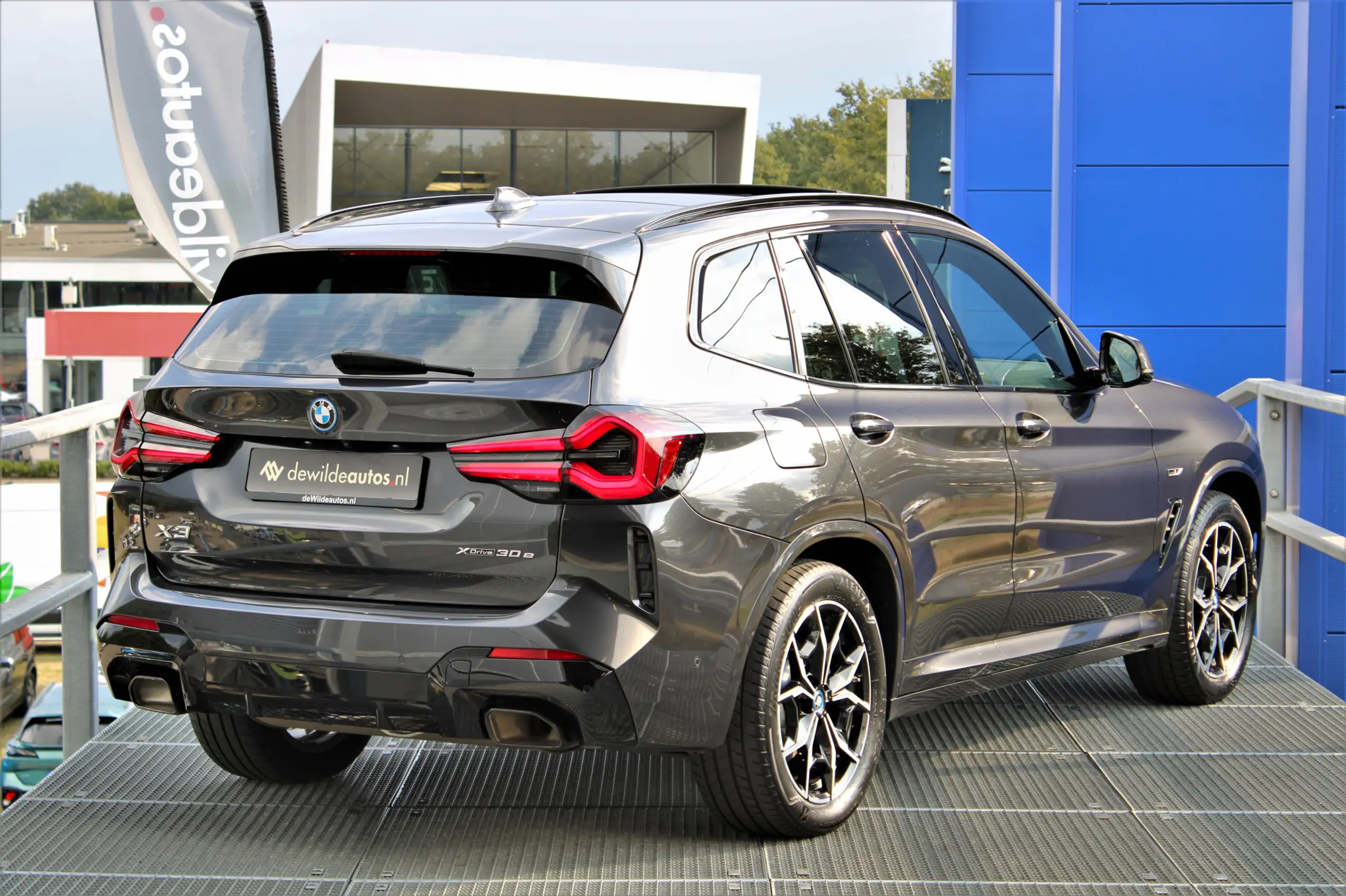 BMW - X3