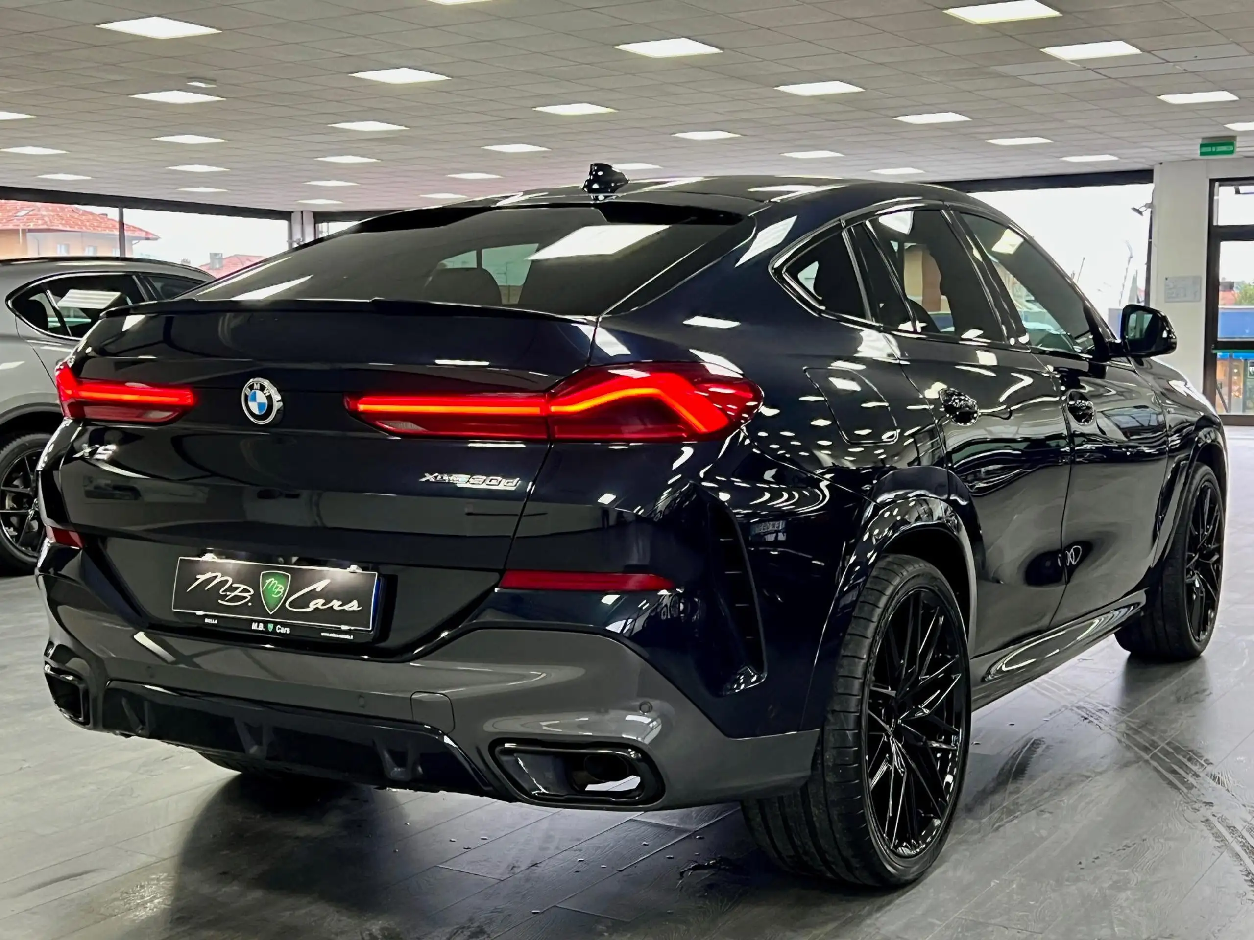 BMW - X6