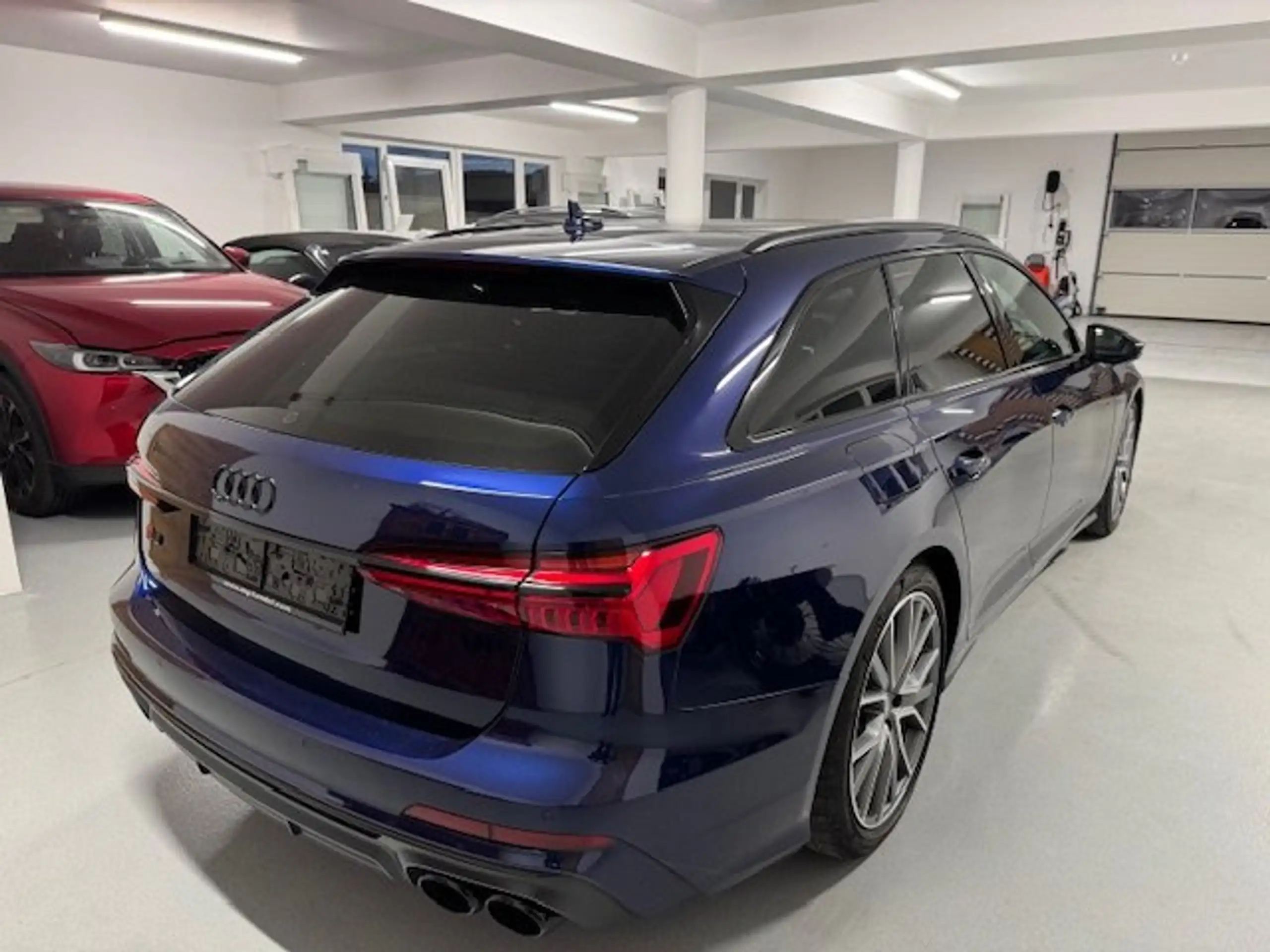 Audi - S6