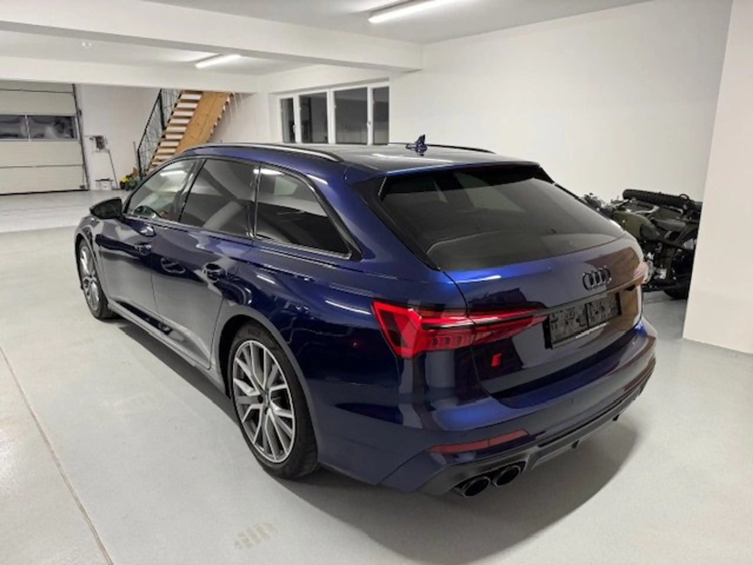 Audi - S6