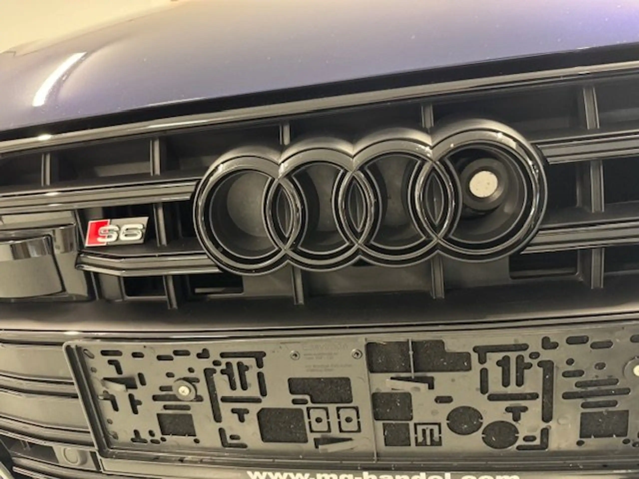 Audi - S6