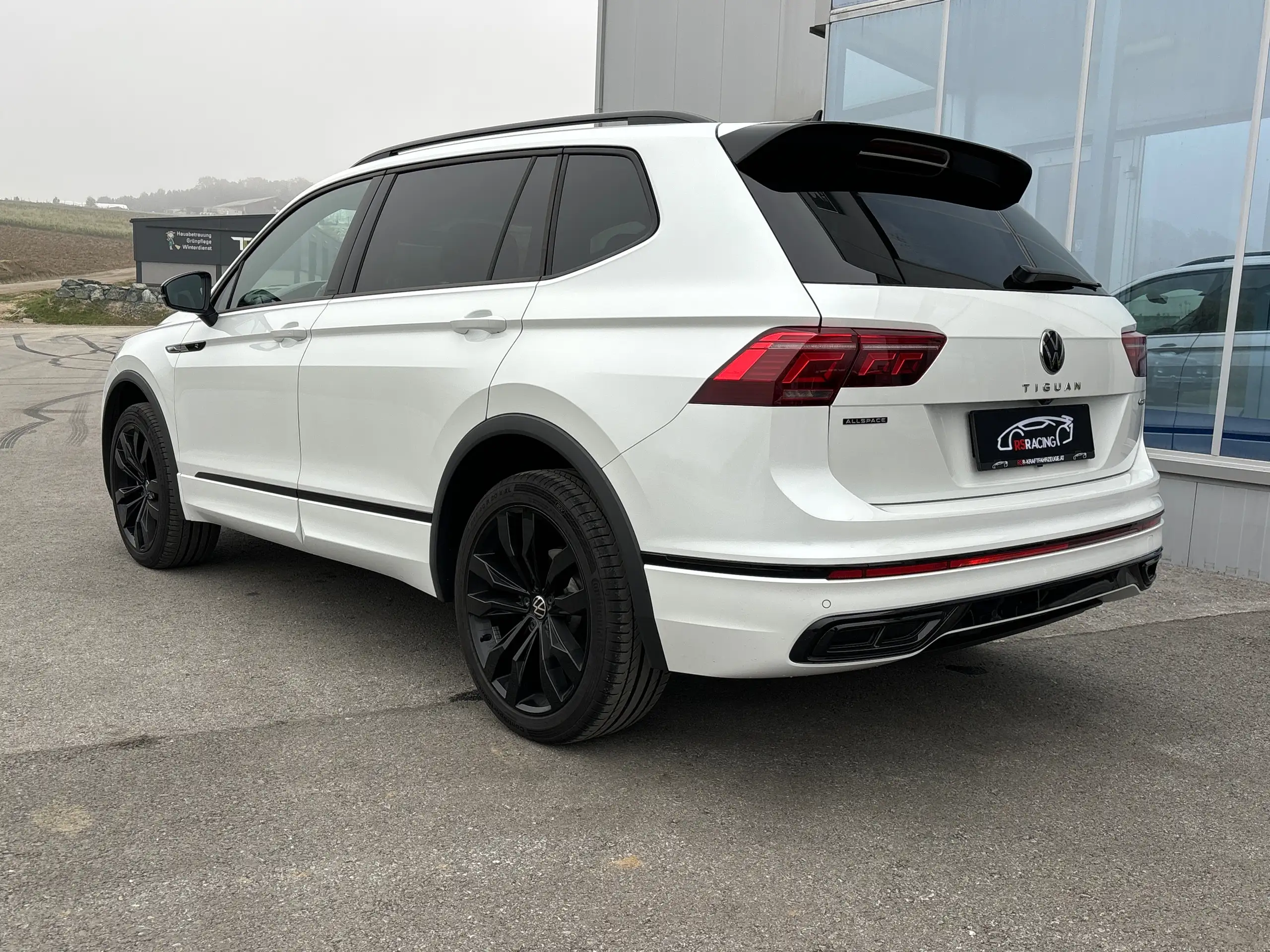 Volkswagen - Tiguan Allspace