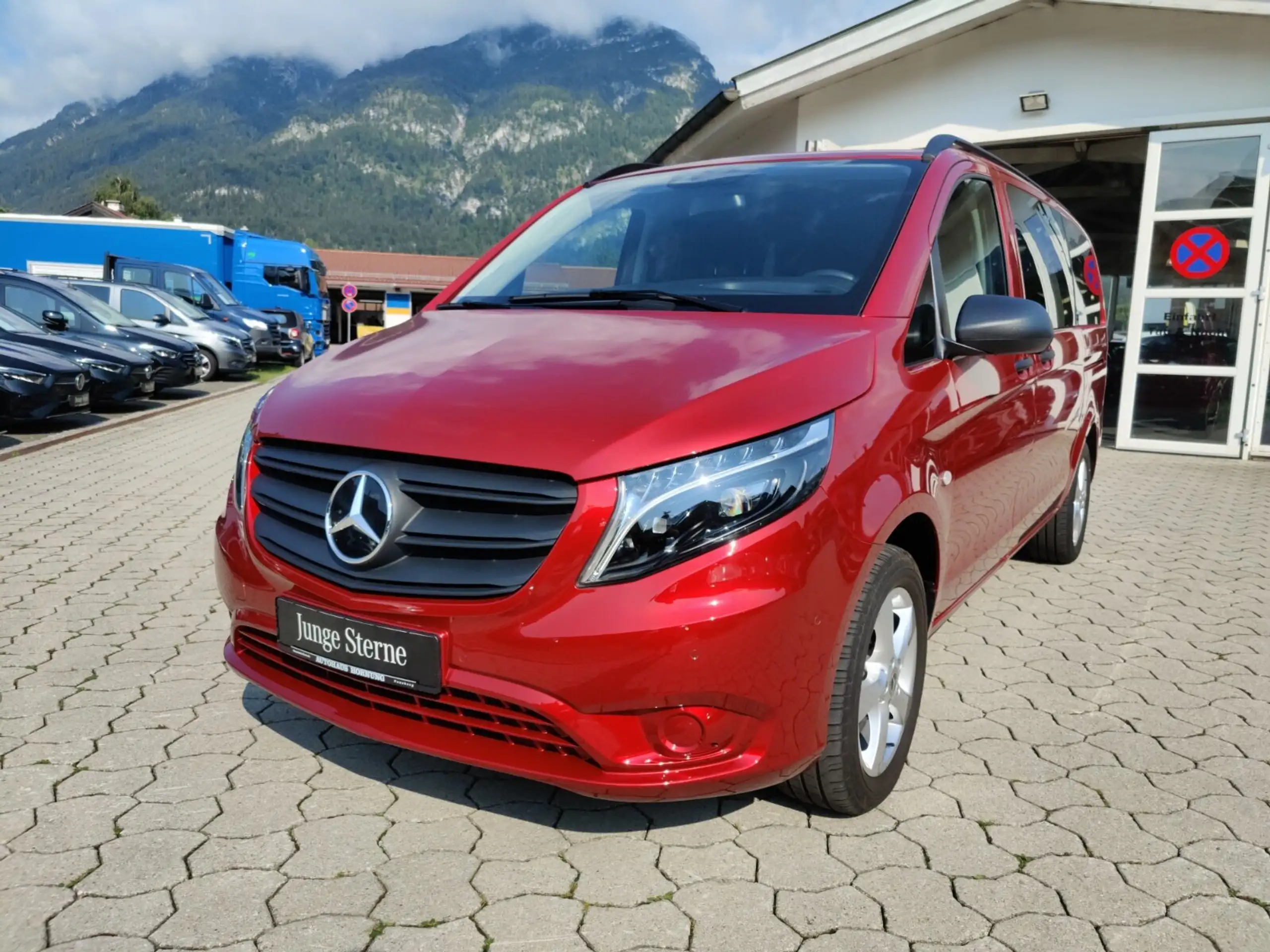 Mercedes-Benz - Vito