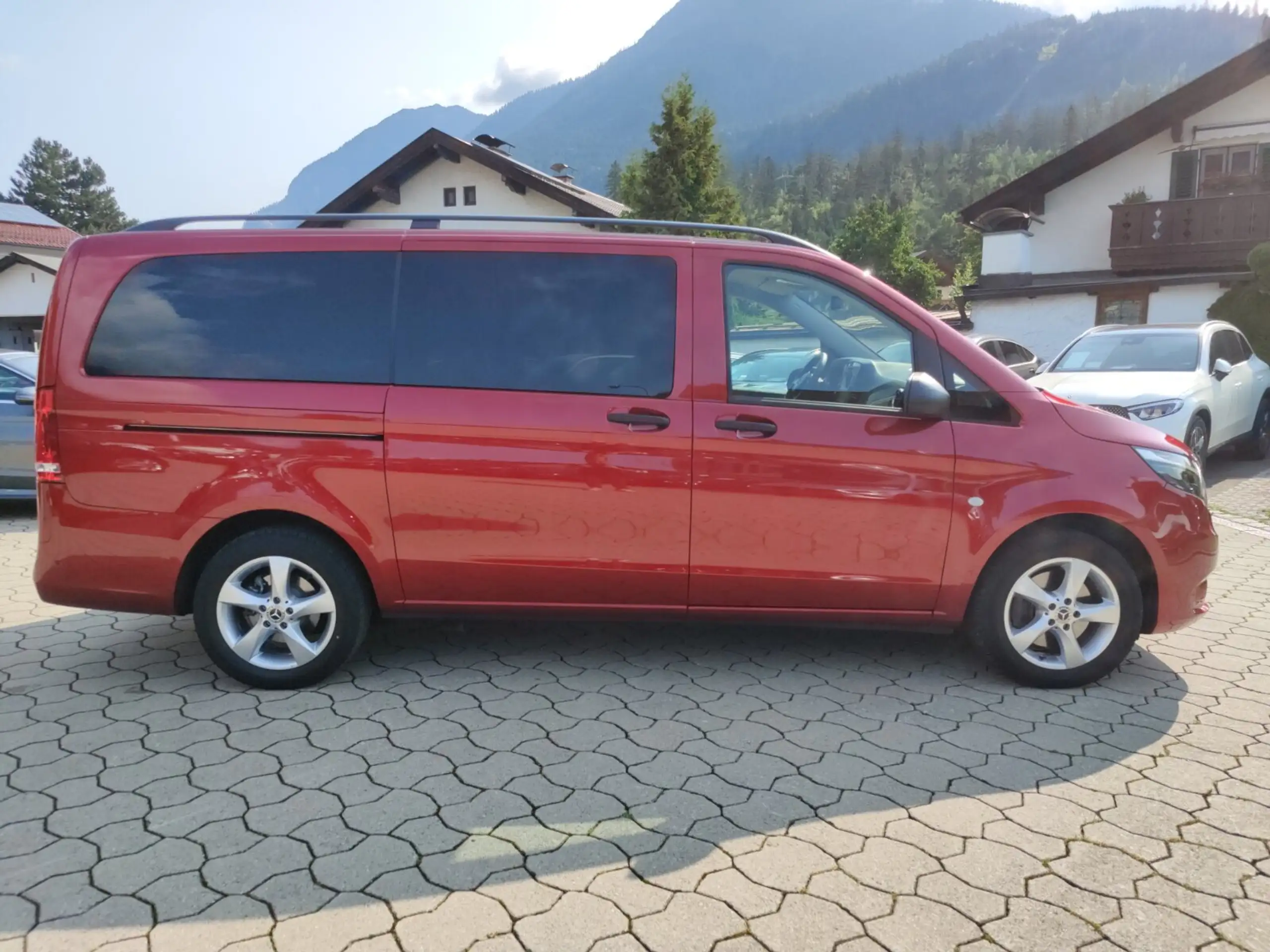 Mercedes-Benz - Vito