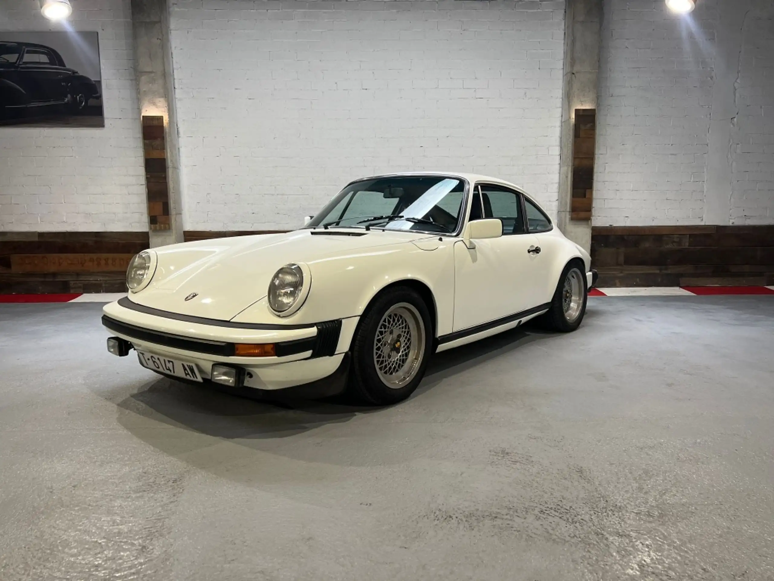 Porsche - 911