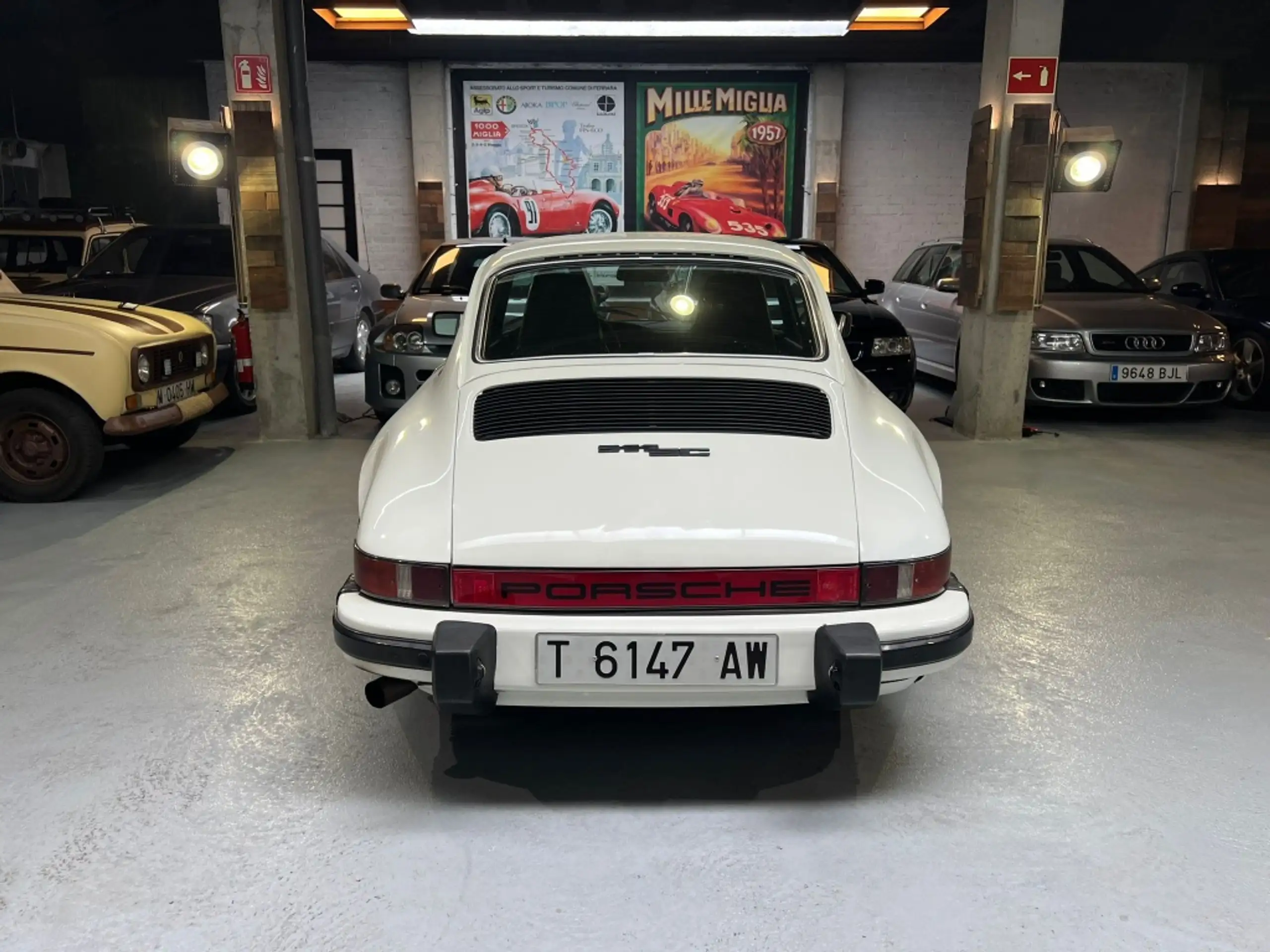 Porsche - 911