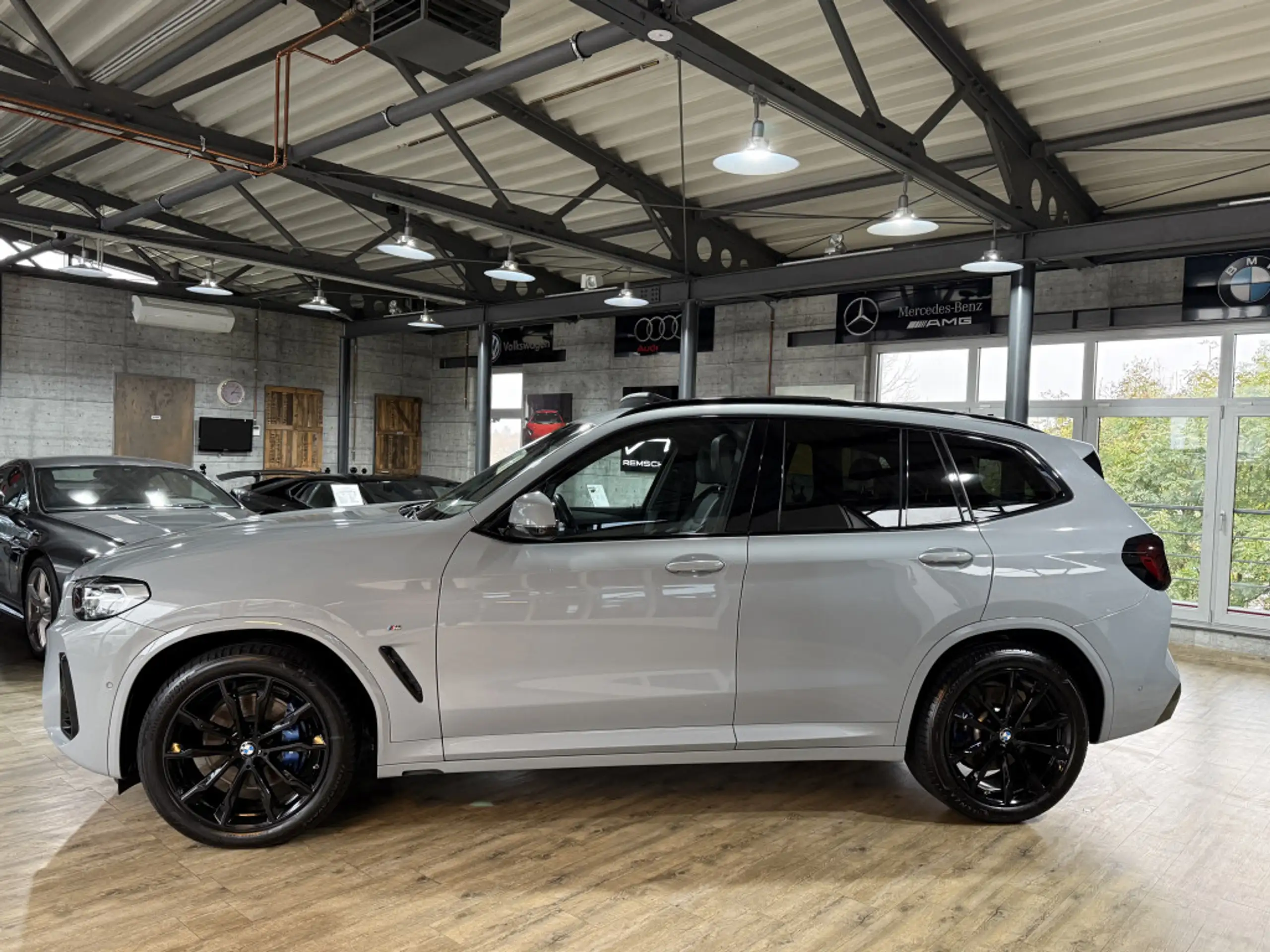 BMW - X3