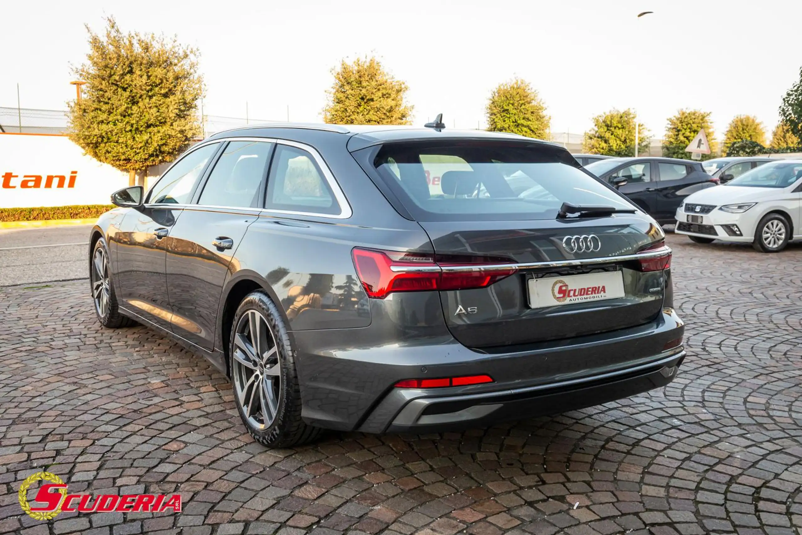 Audi - A6