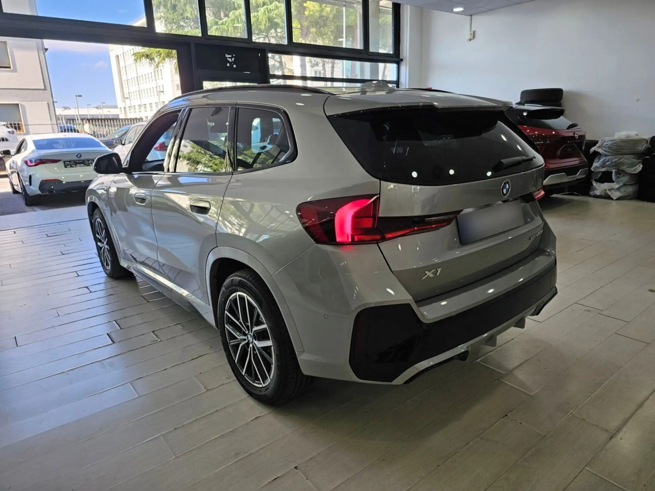 BMW - X1