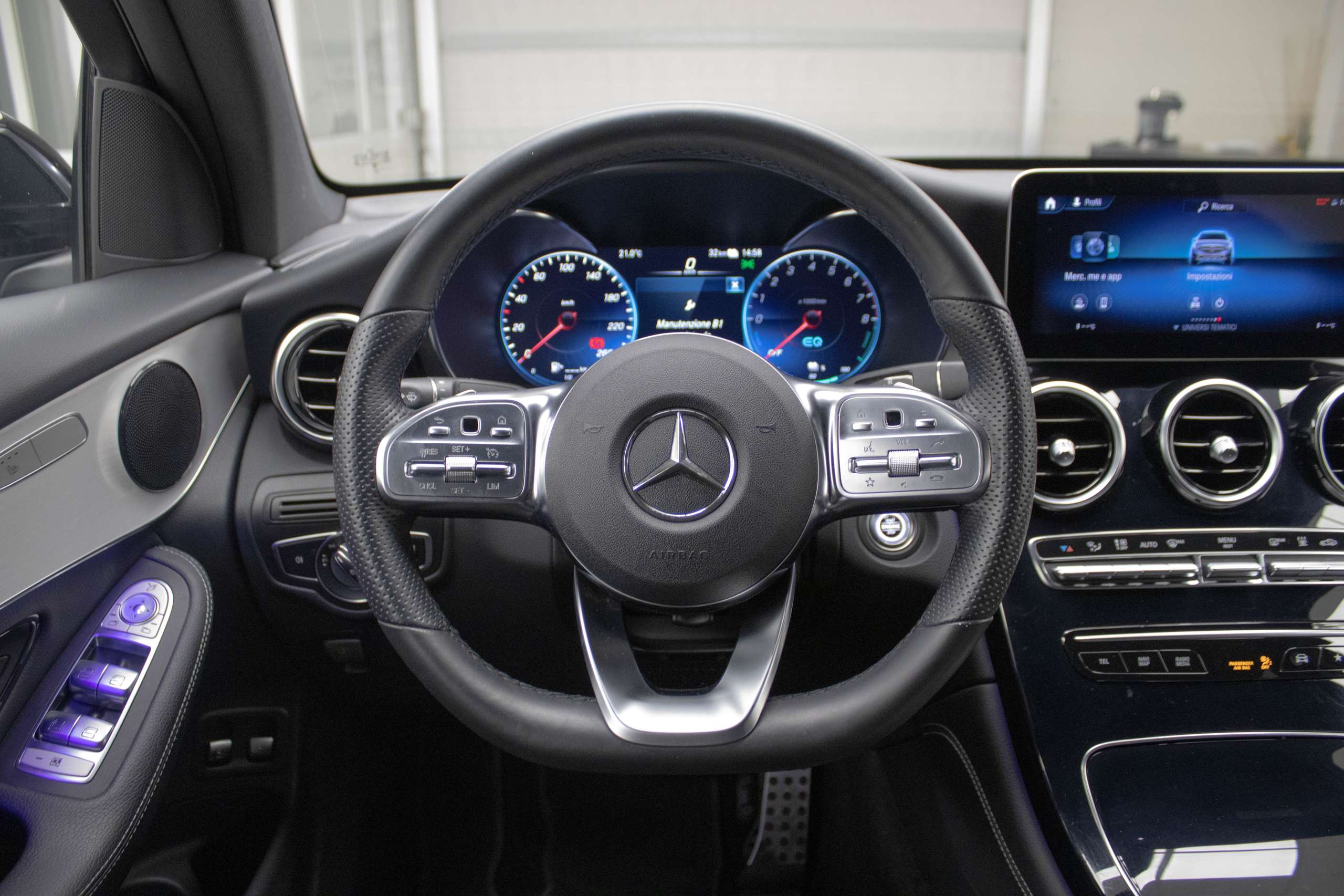 Mercedes-Benz - GLC 300