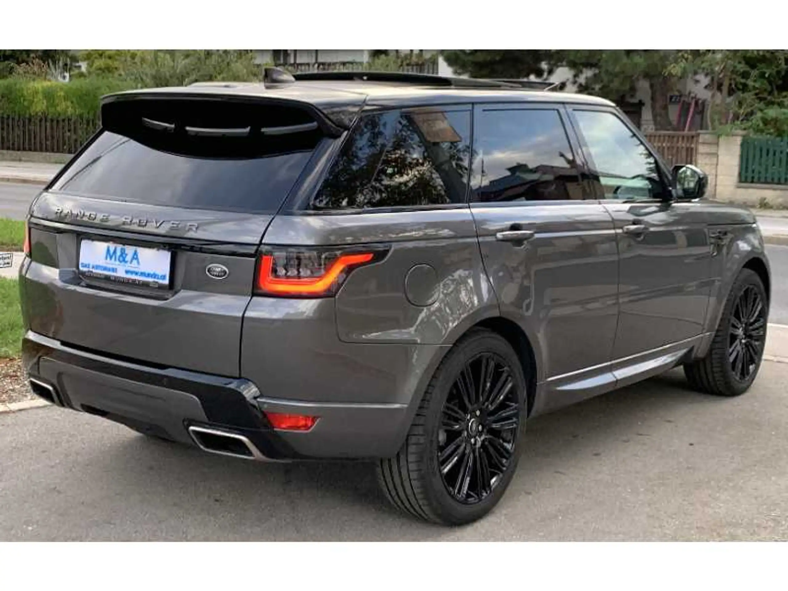 Land Rover - Range Rover Sport