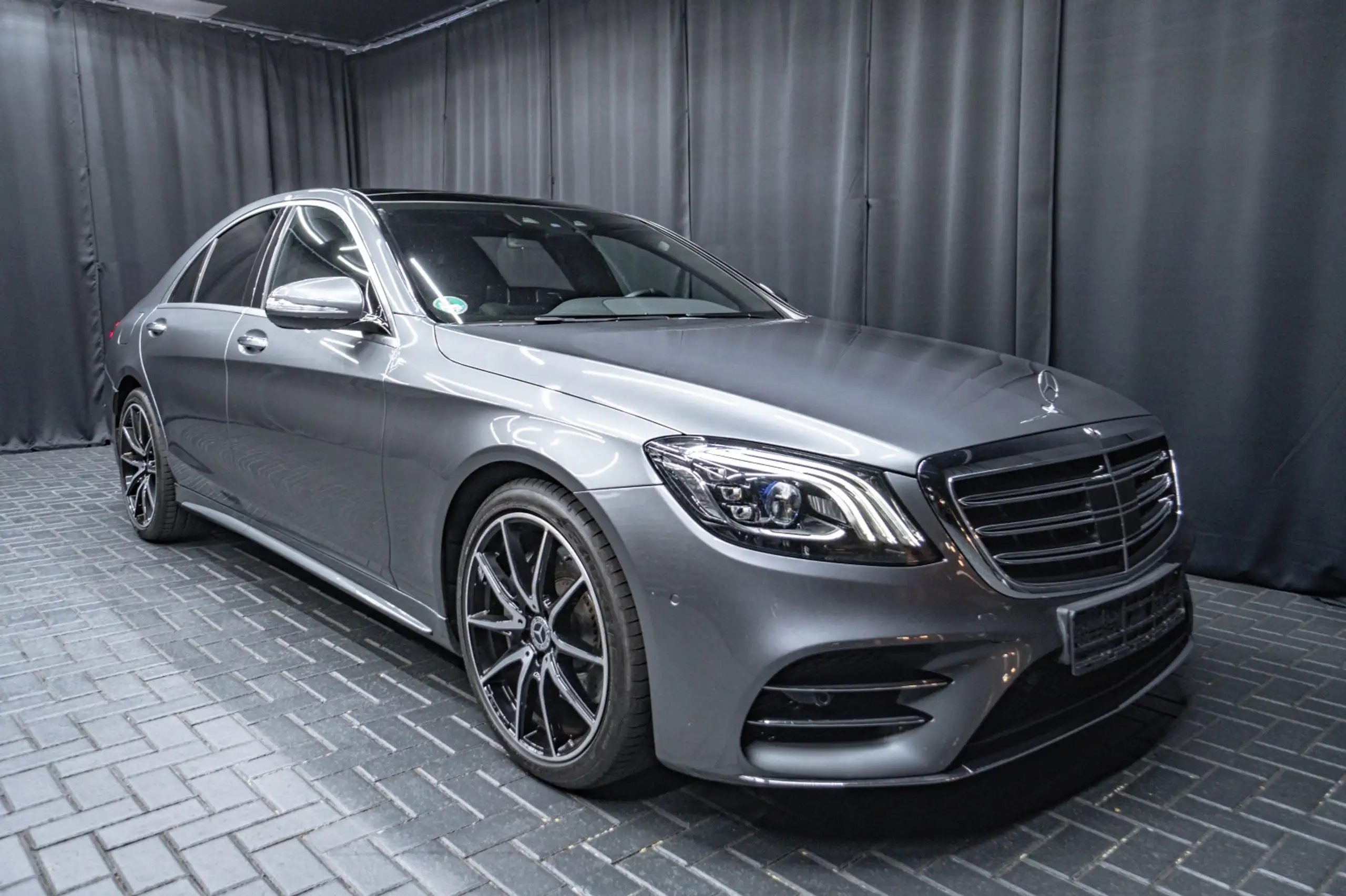 Mercedes-Benz - S 350