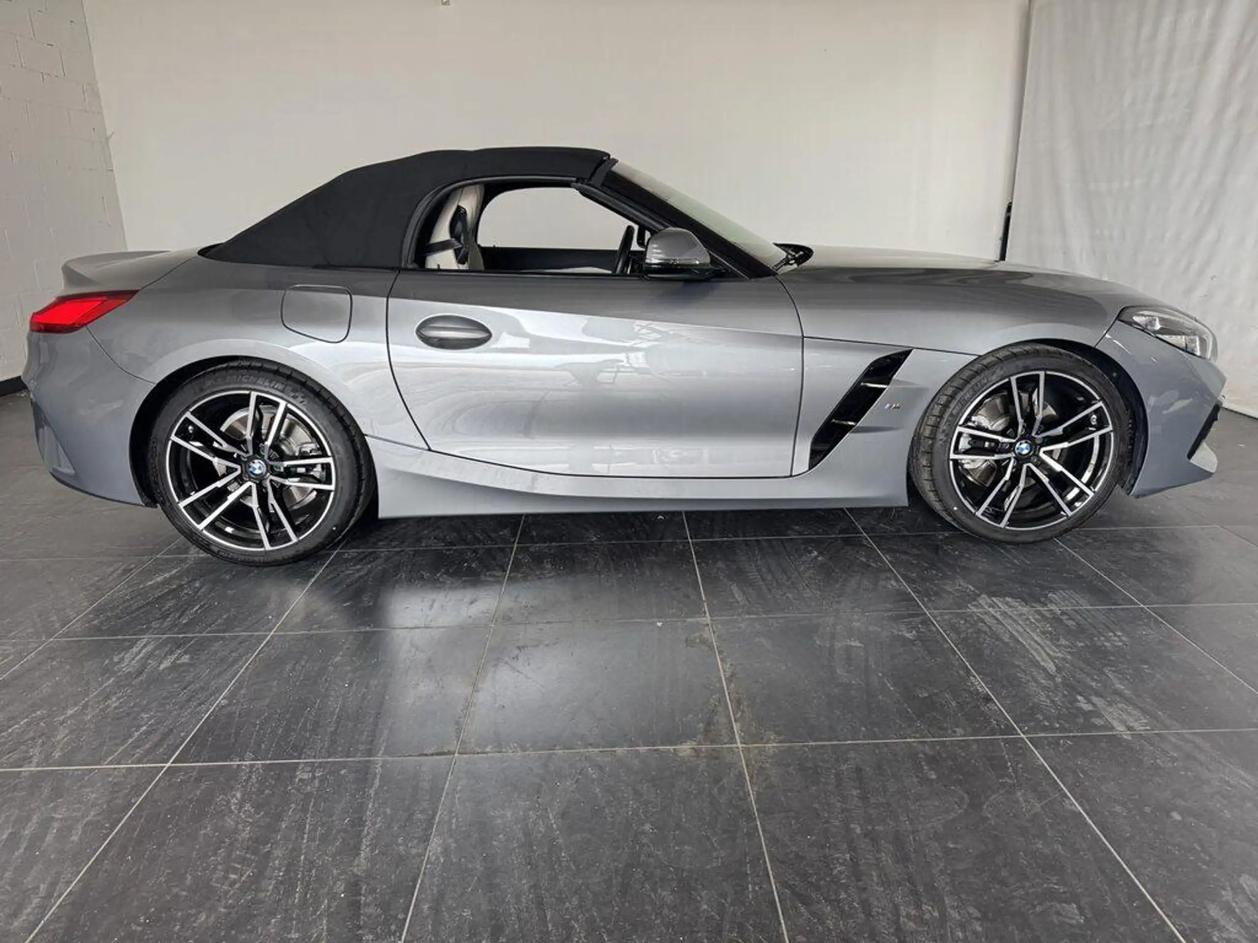 BMW - Z4