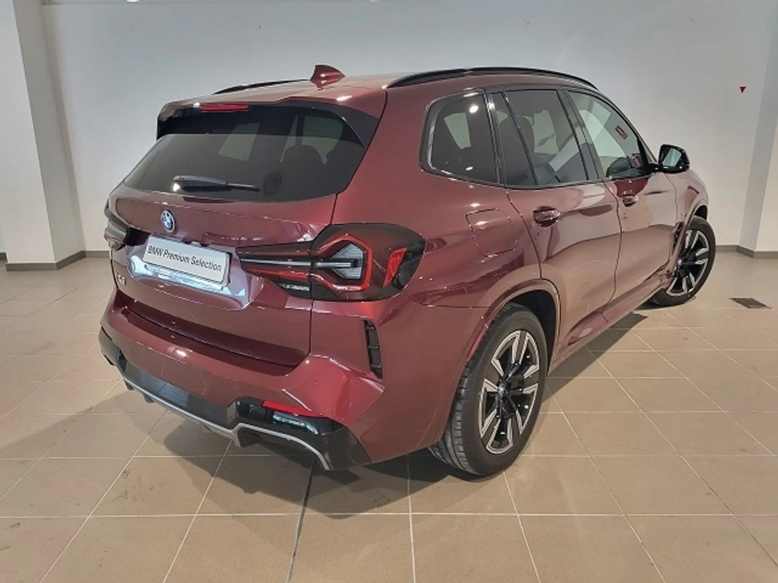 BMW - iX3