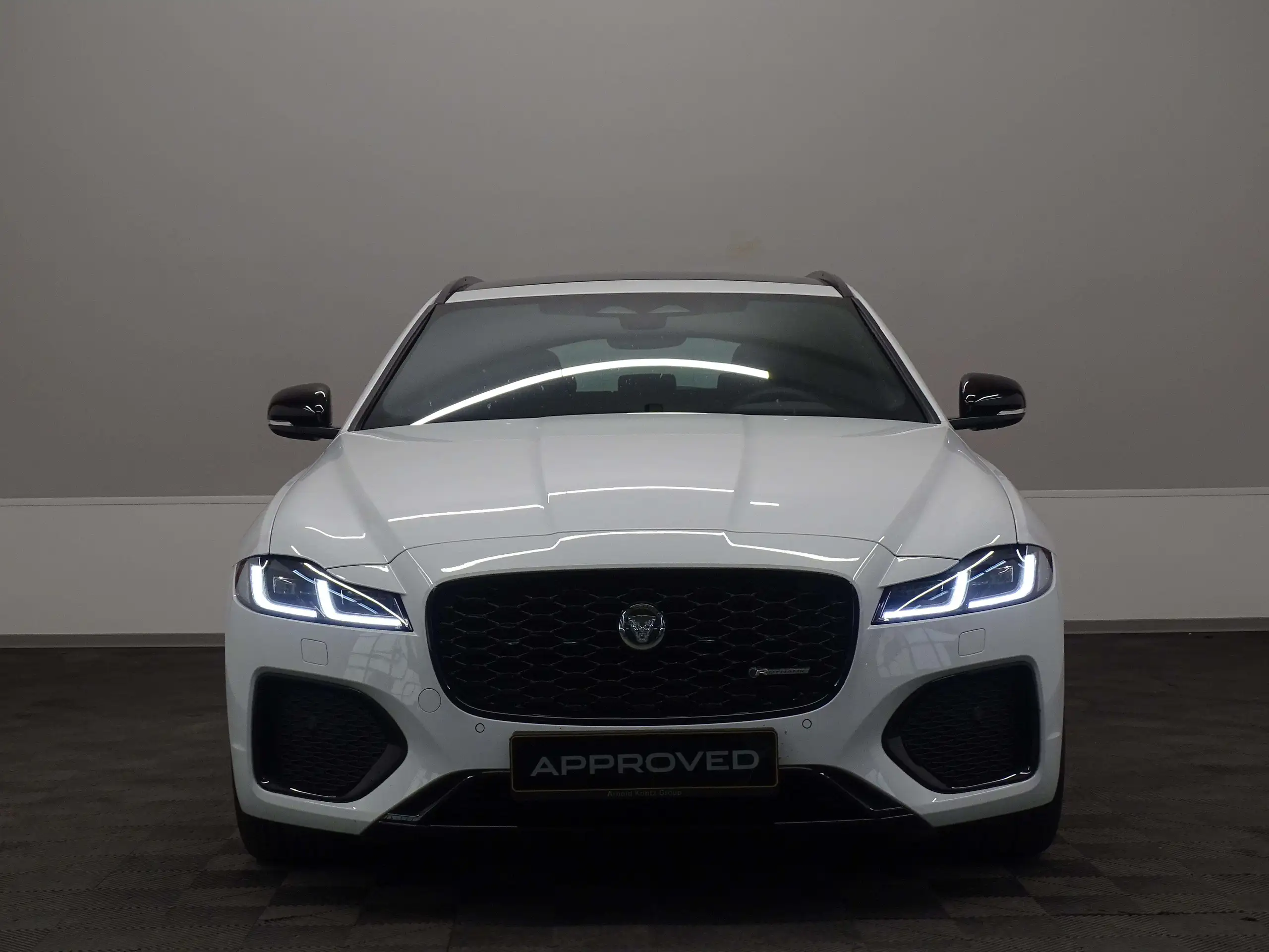 Jaguar - XF