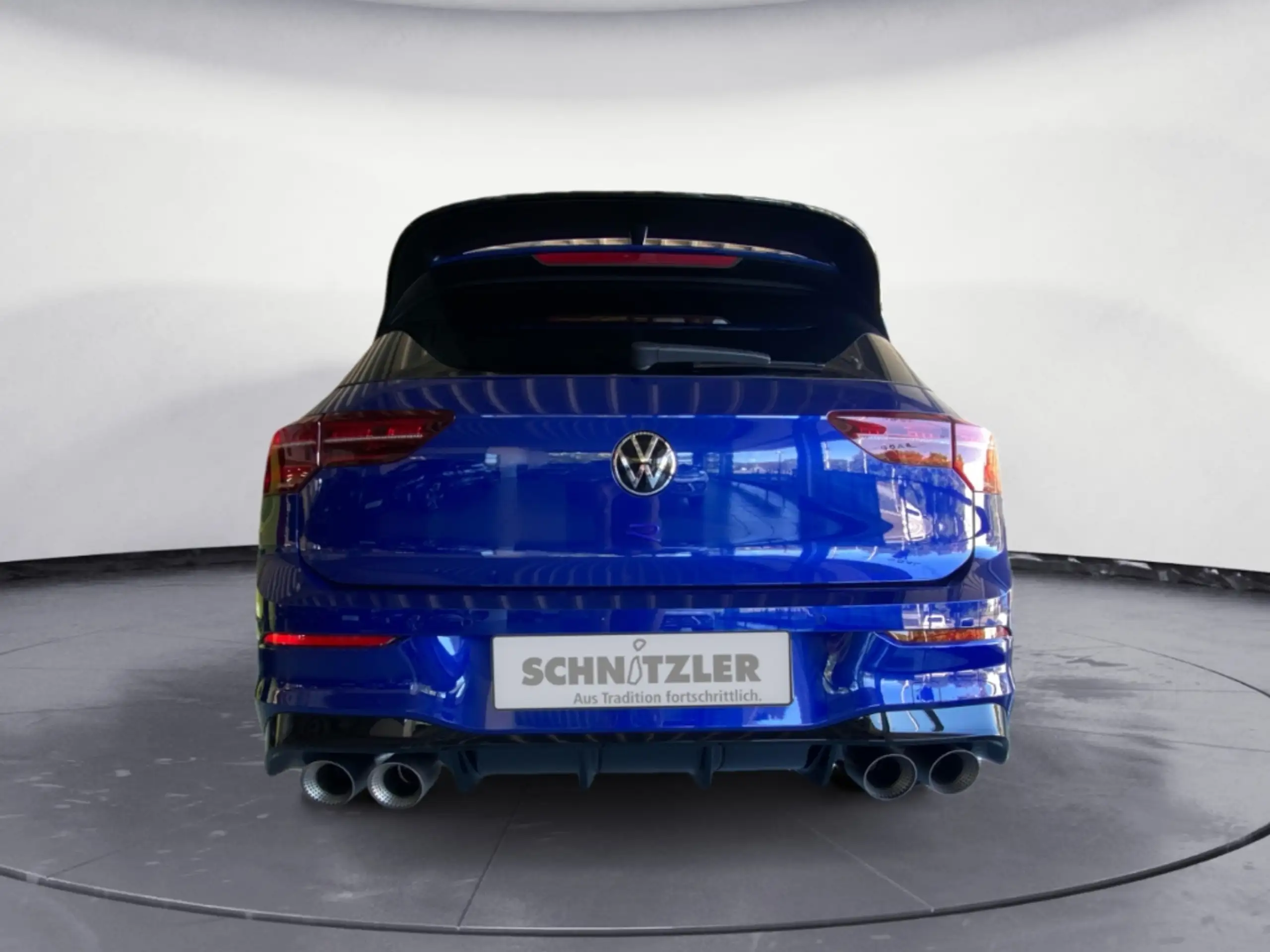 Volkswagen - Golf R