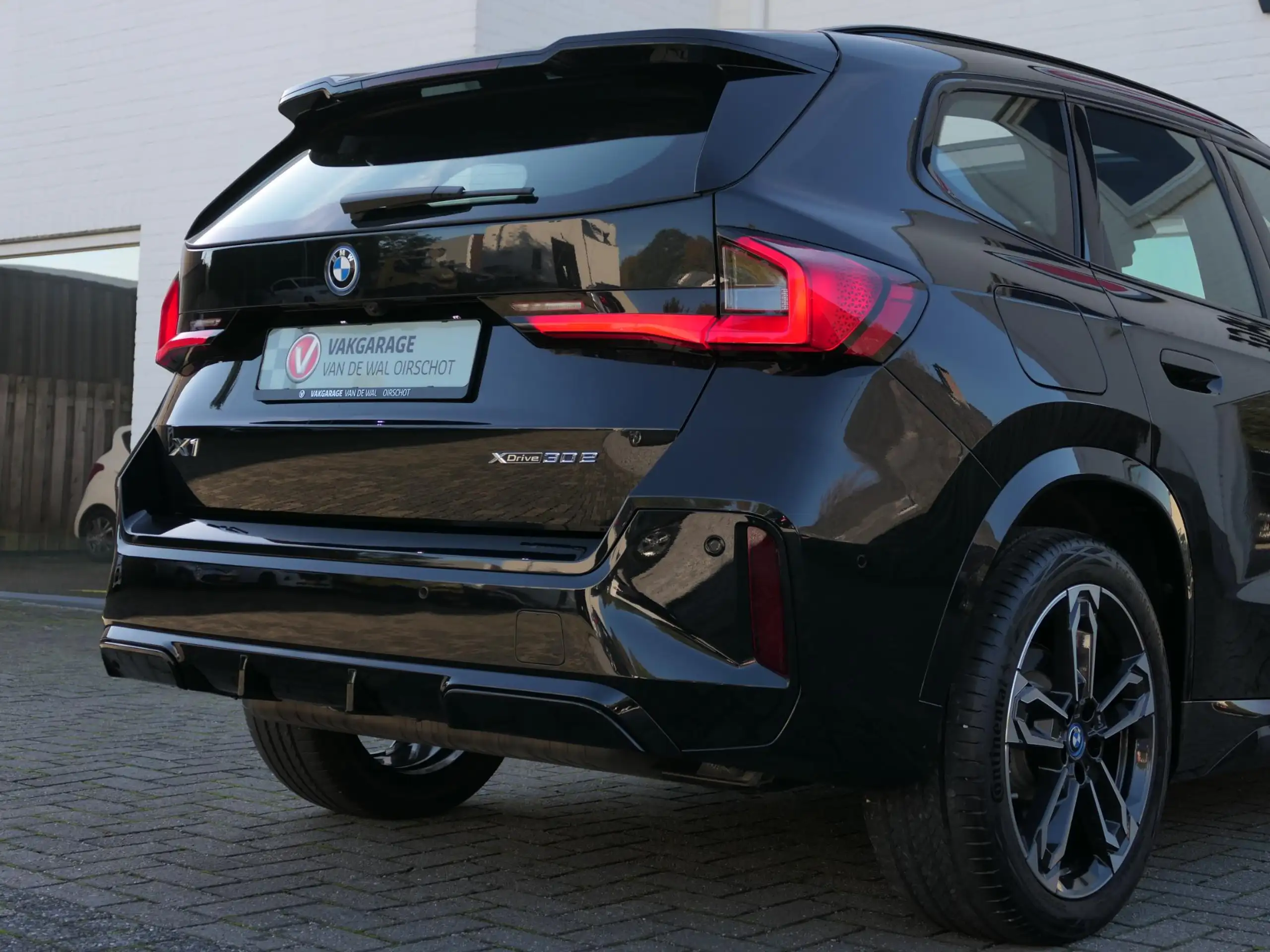 BMW - X1