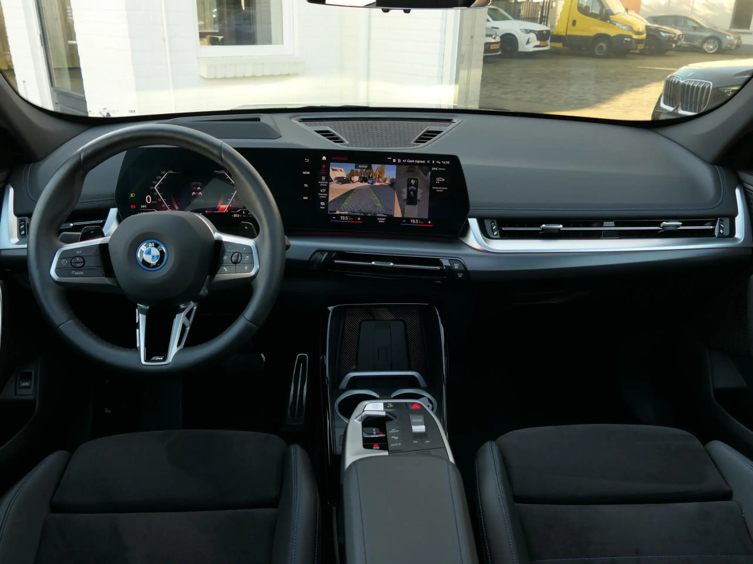 BMW - X1