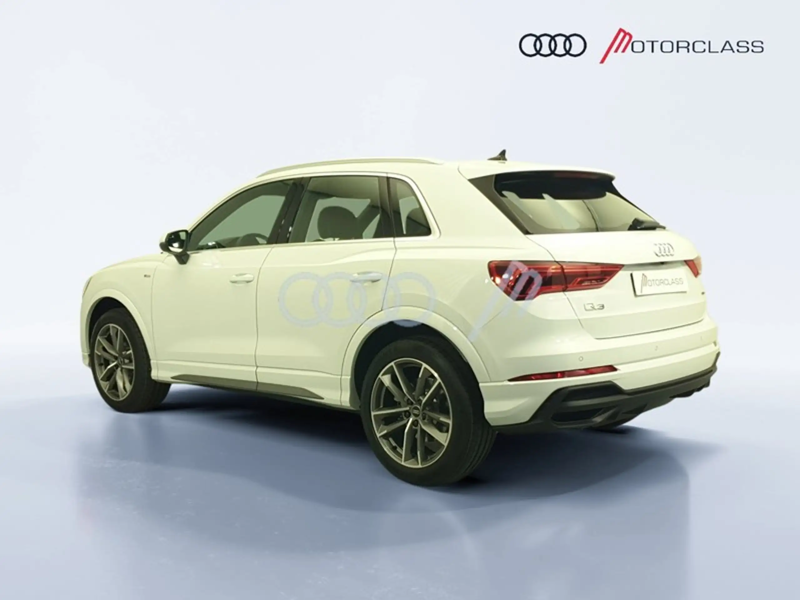 Audi - Q3