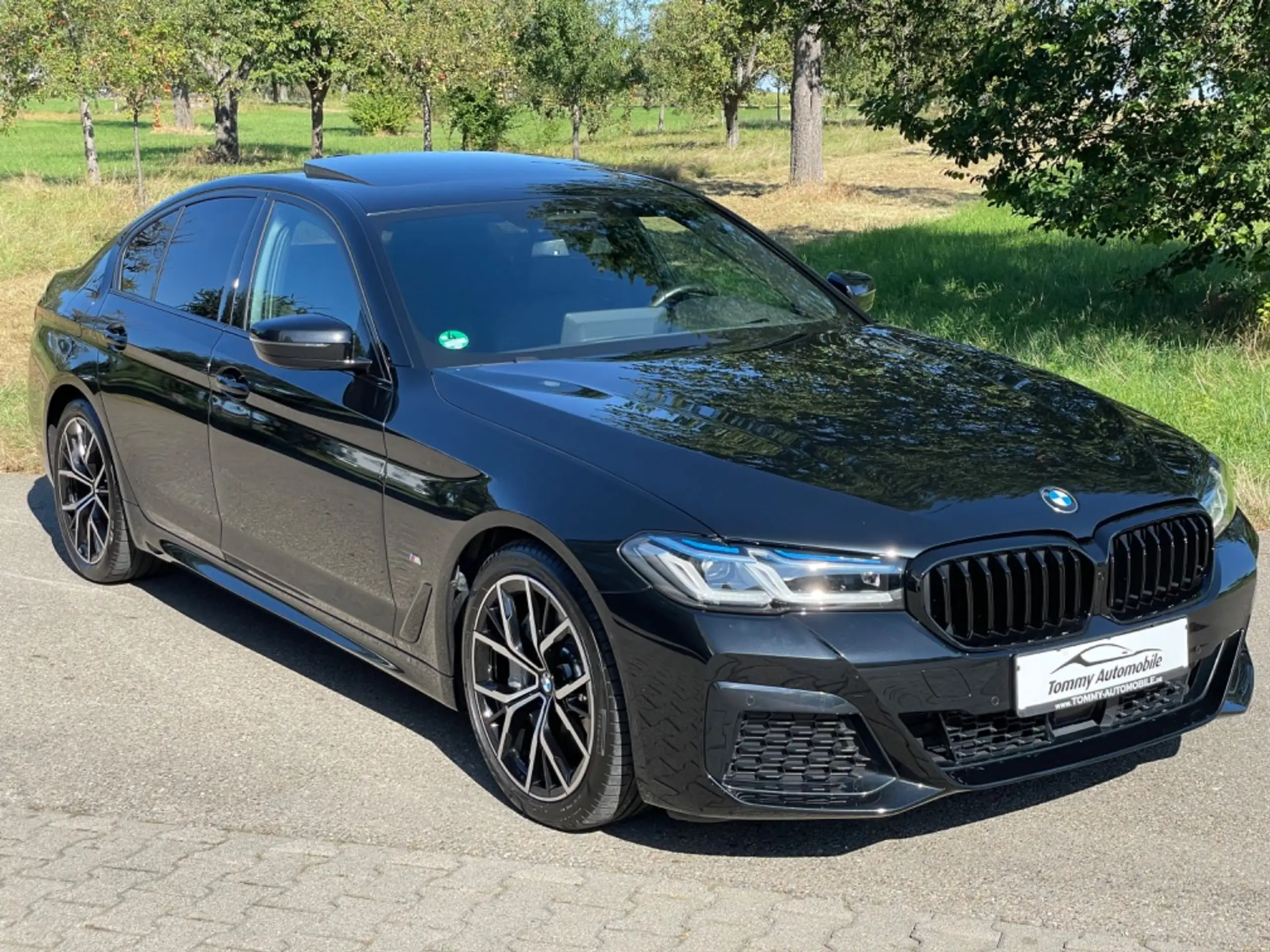 BMW - 530