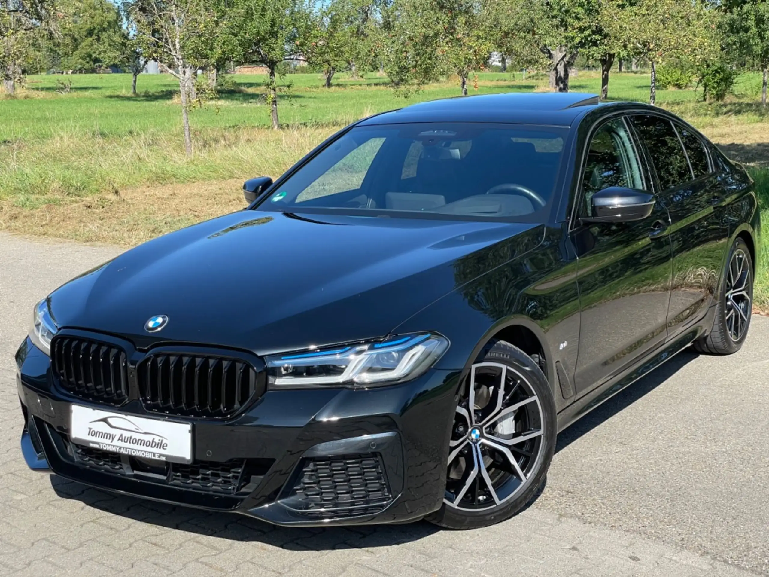 BMW - 530