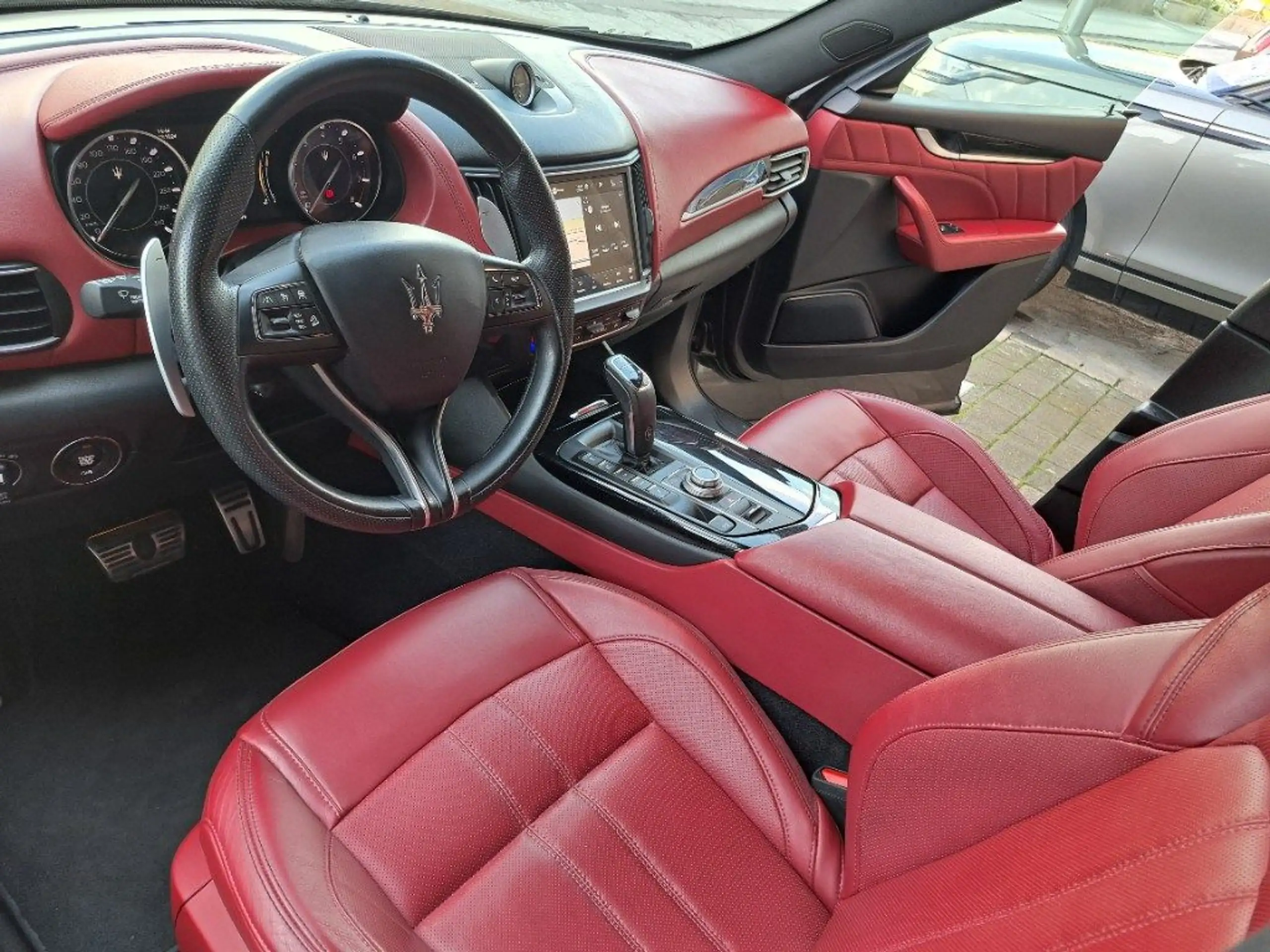 Maserati - Levante