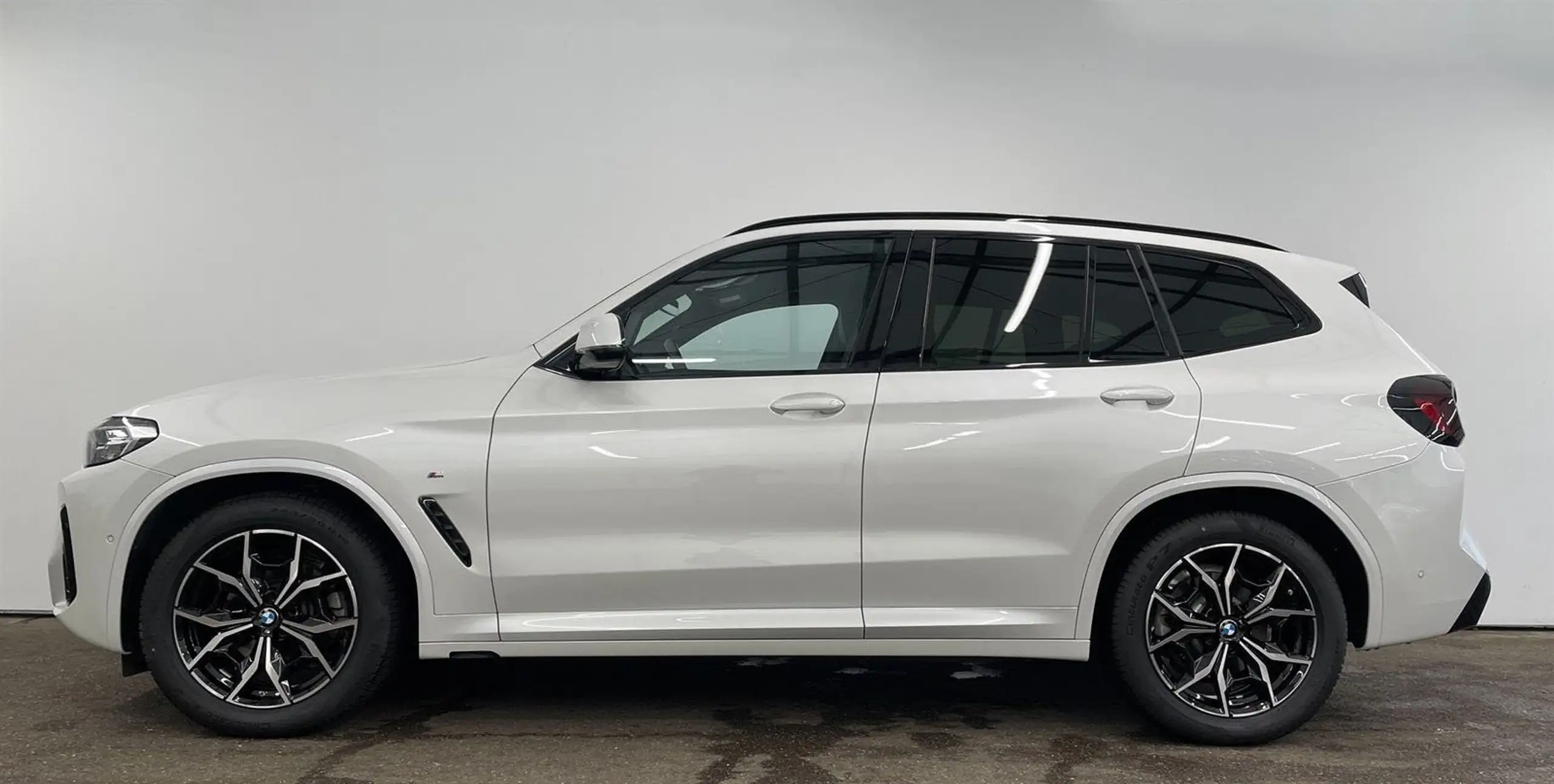 BMW - X3