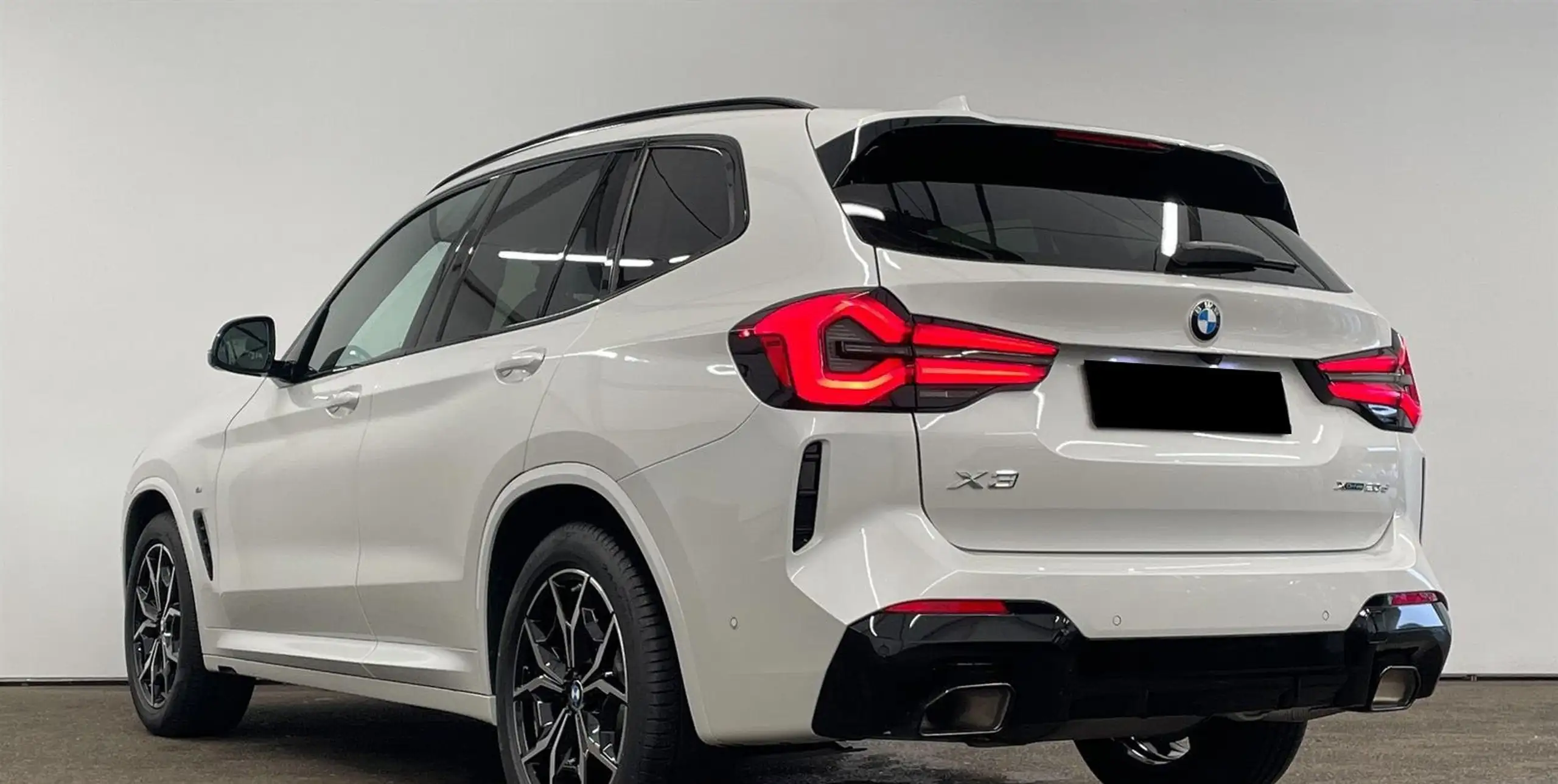 BMW - X3