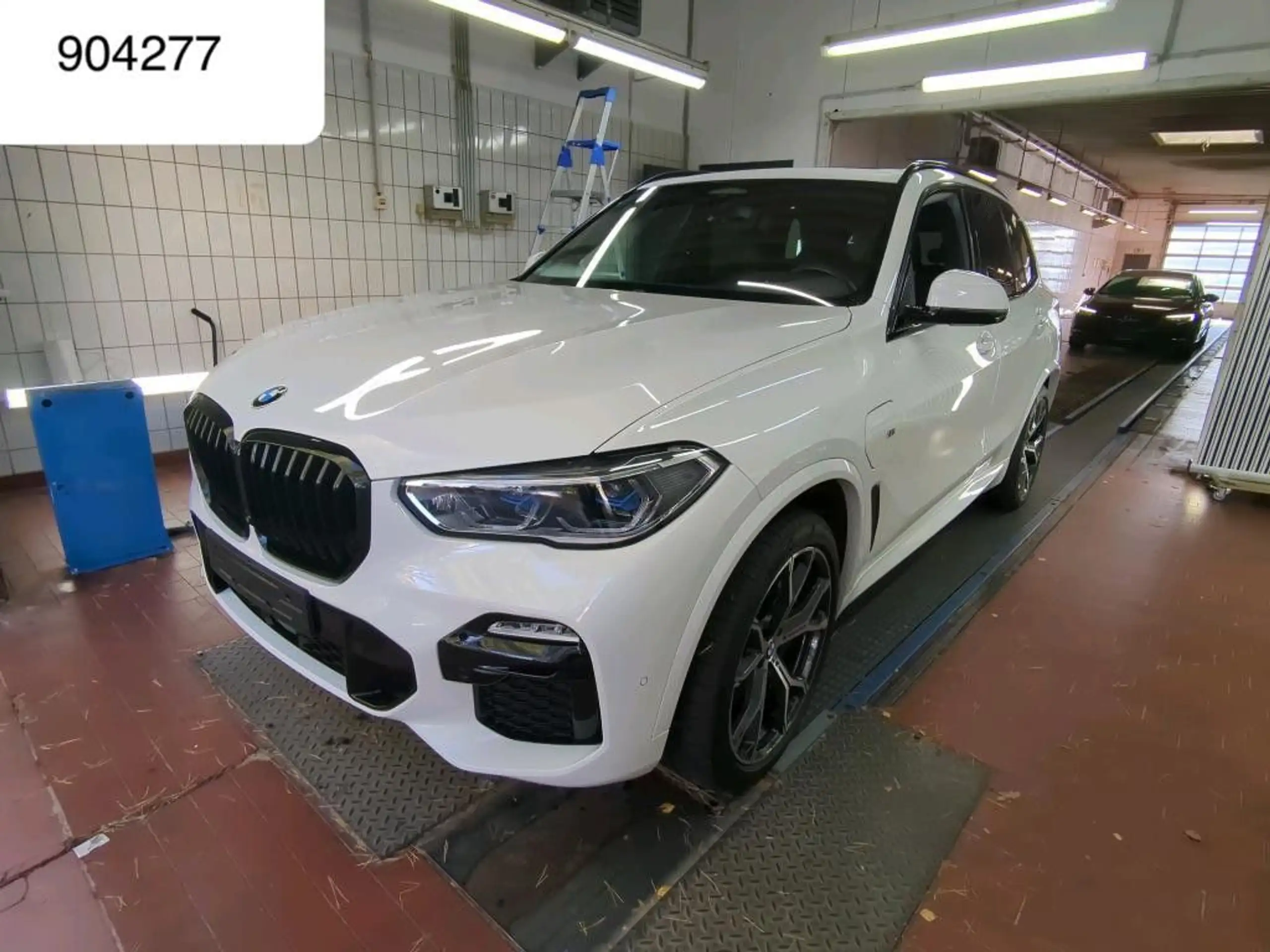 BMW - X5