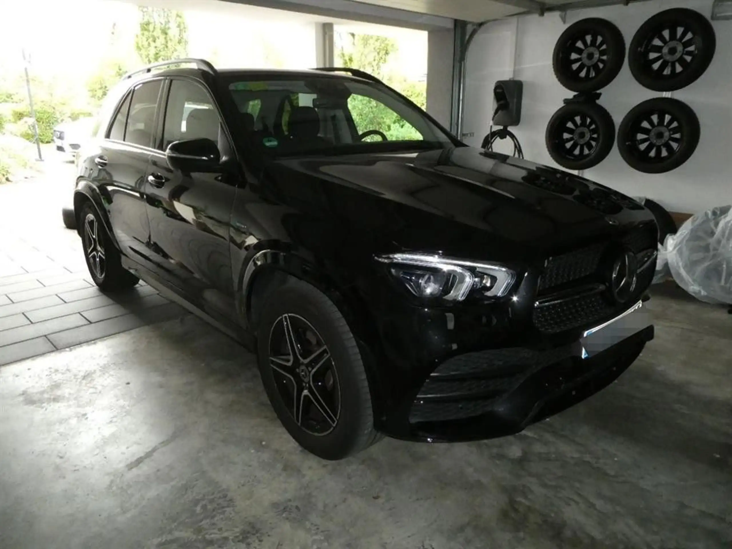 Mercedes-Benz - GLE 350