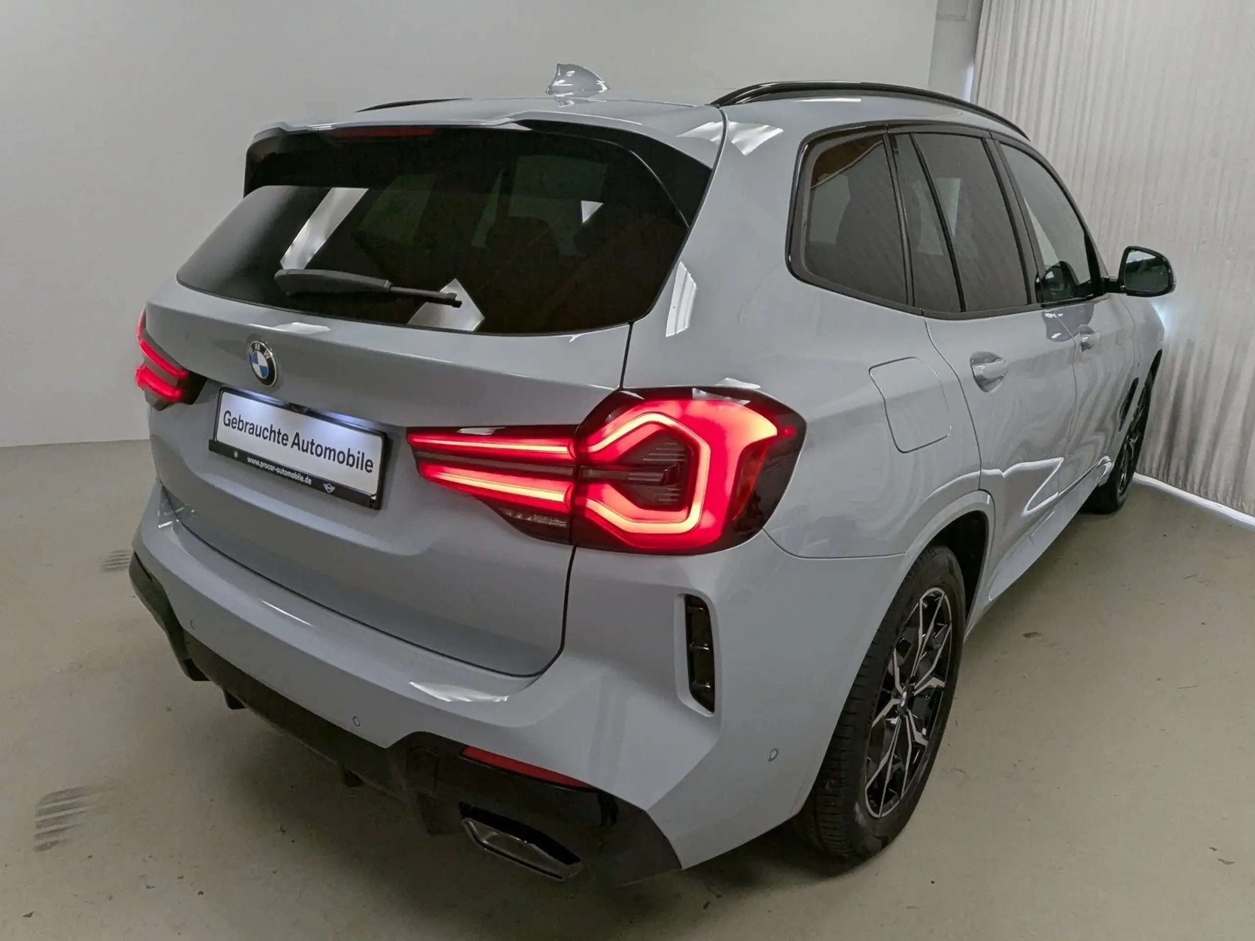 BMW - X3