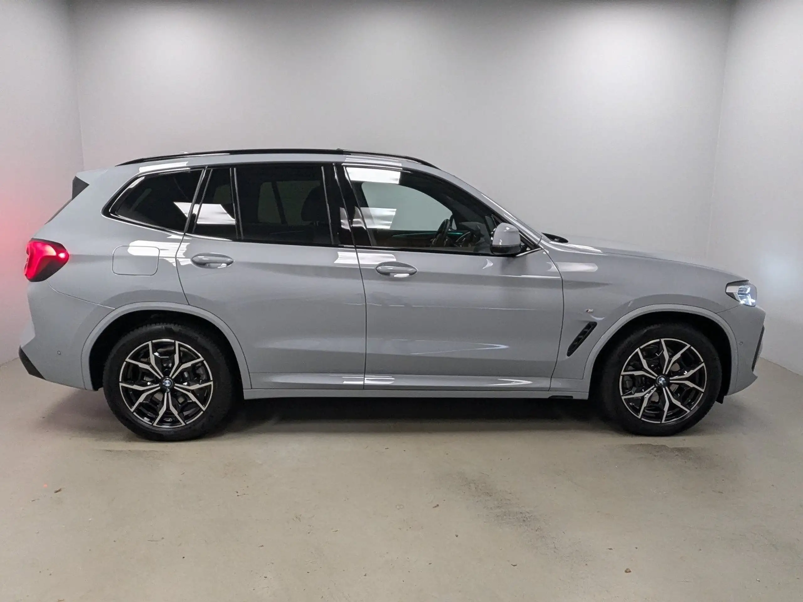 BMW - X3