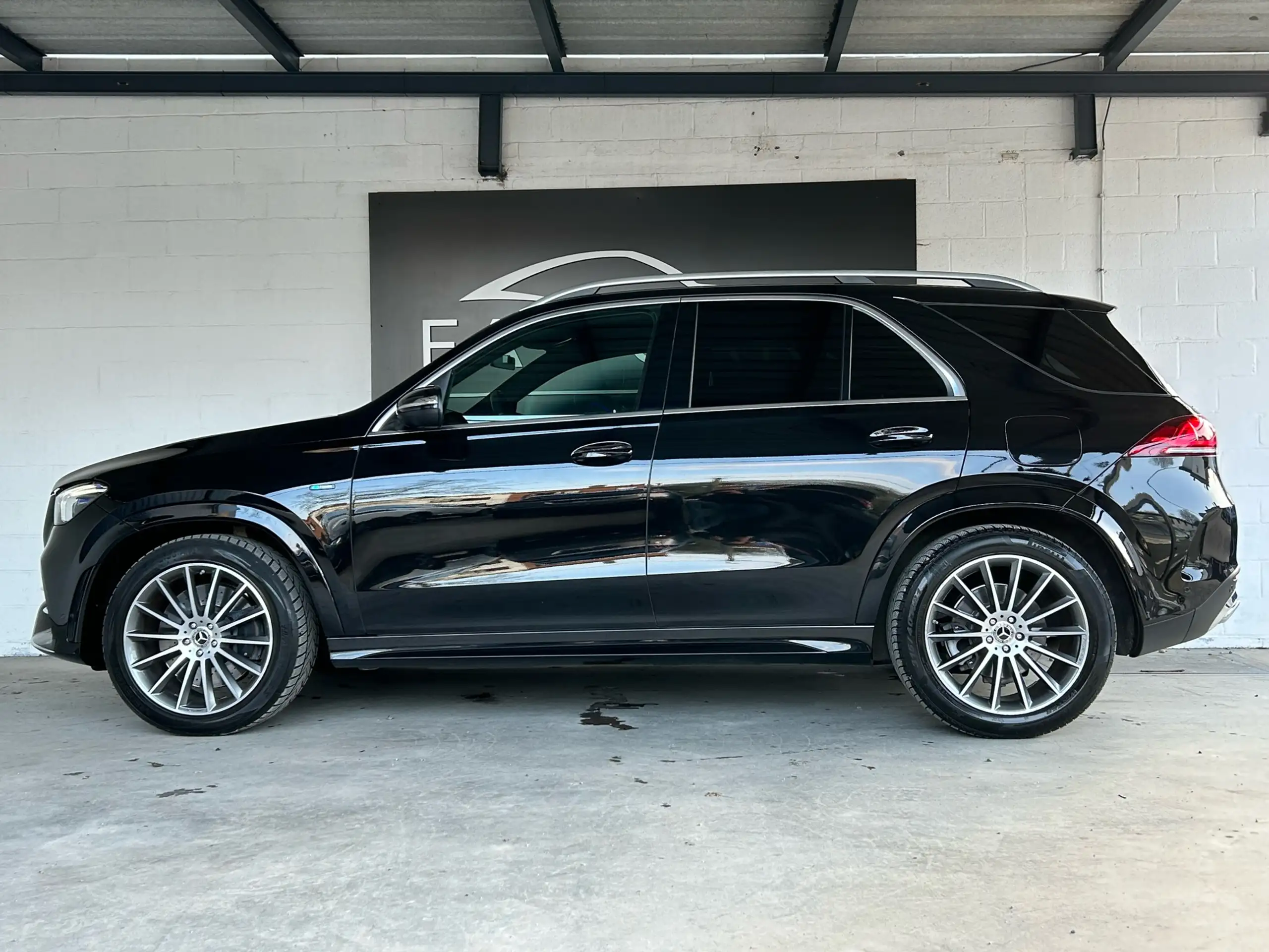 Mercedes-Benz - GLE 350