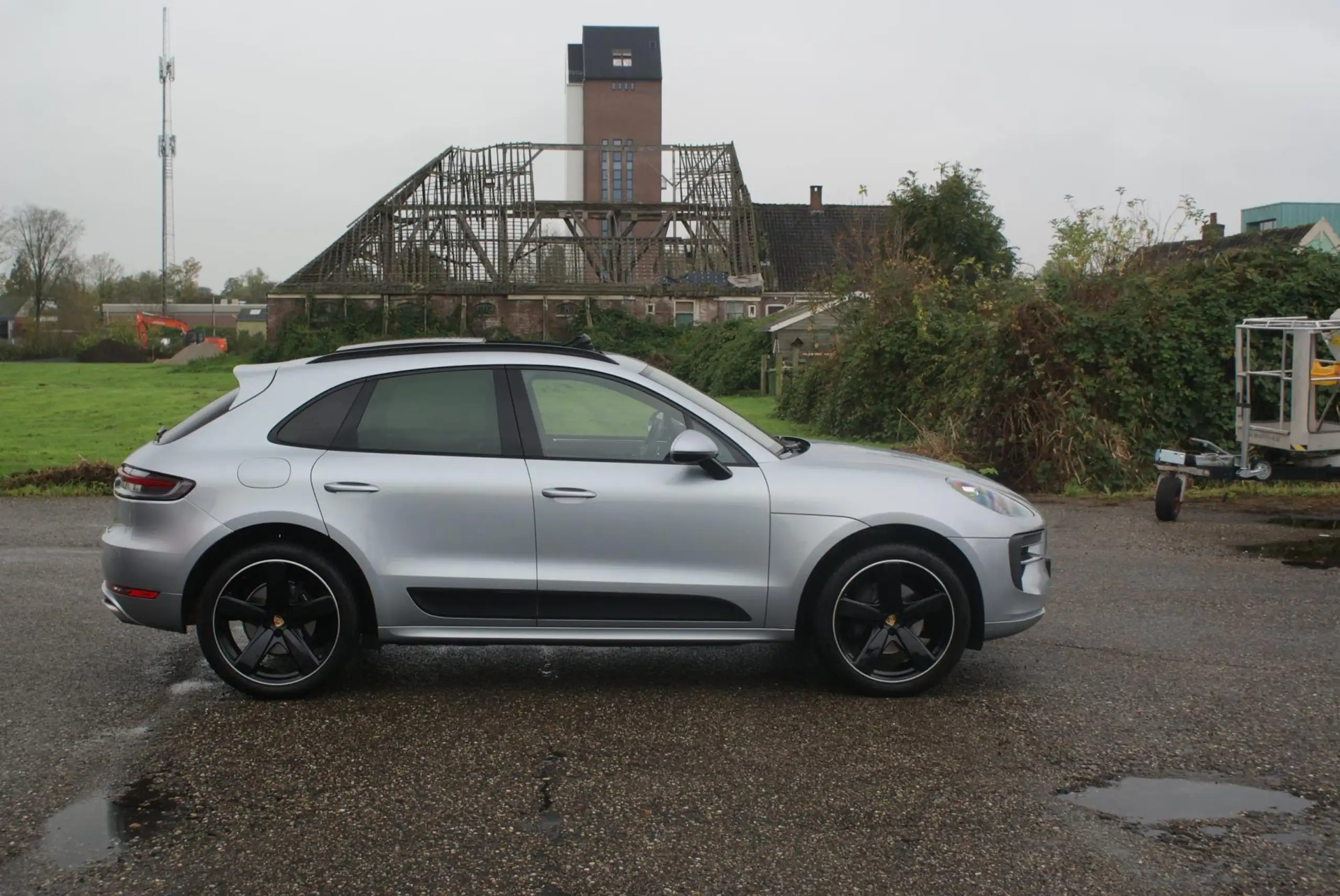 Porsche - Macan