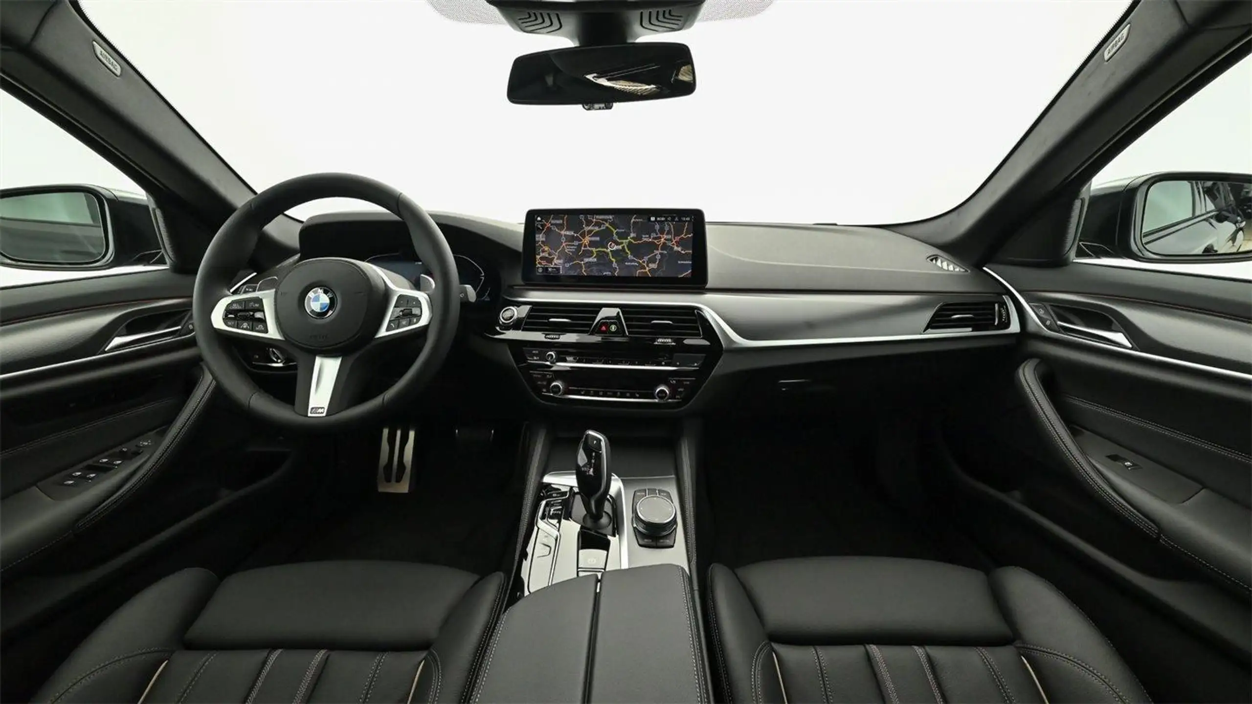 BMW - 520