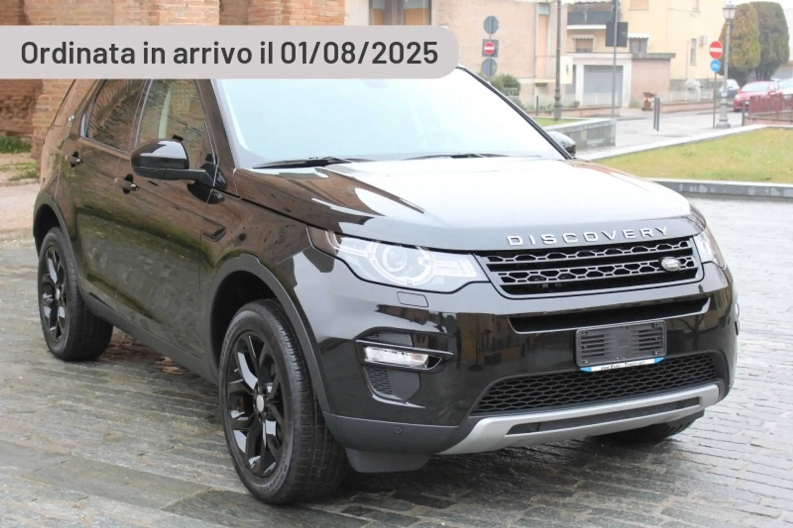 Land Rover Discovery Sport 2024