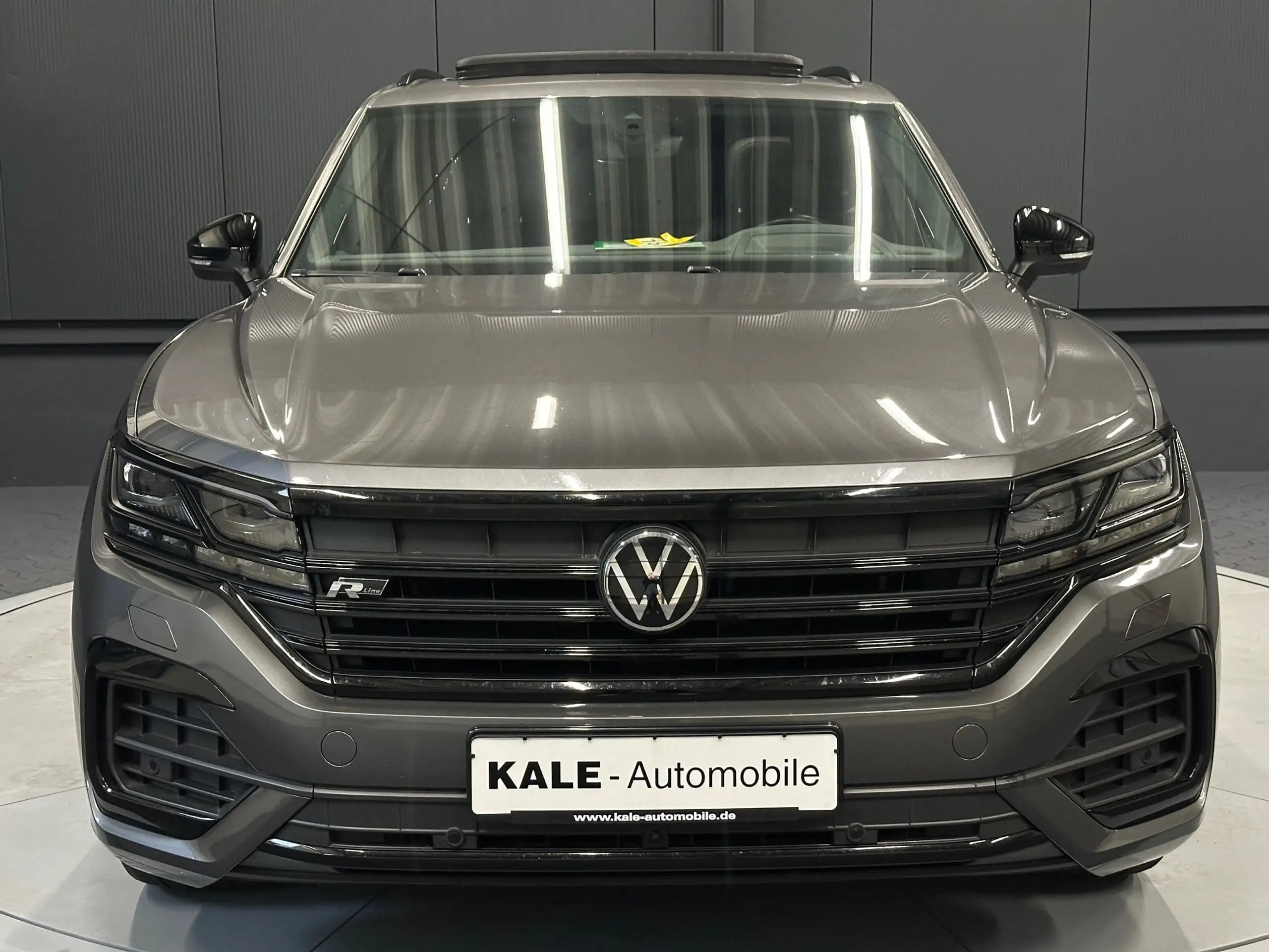 Volkswagen - Touareg