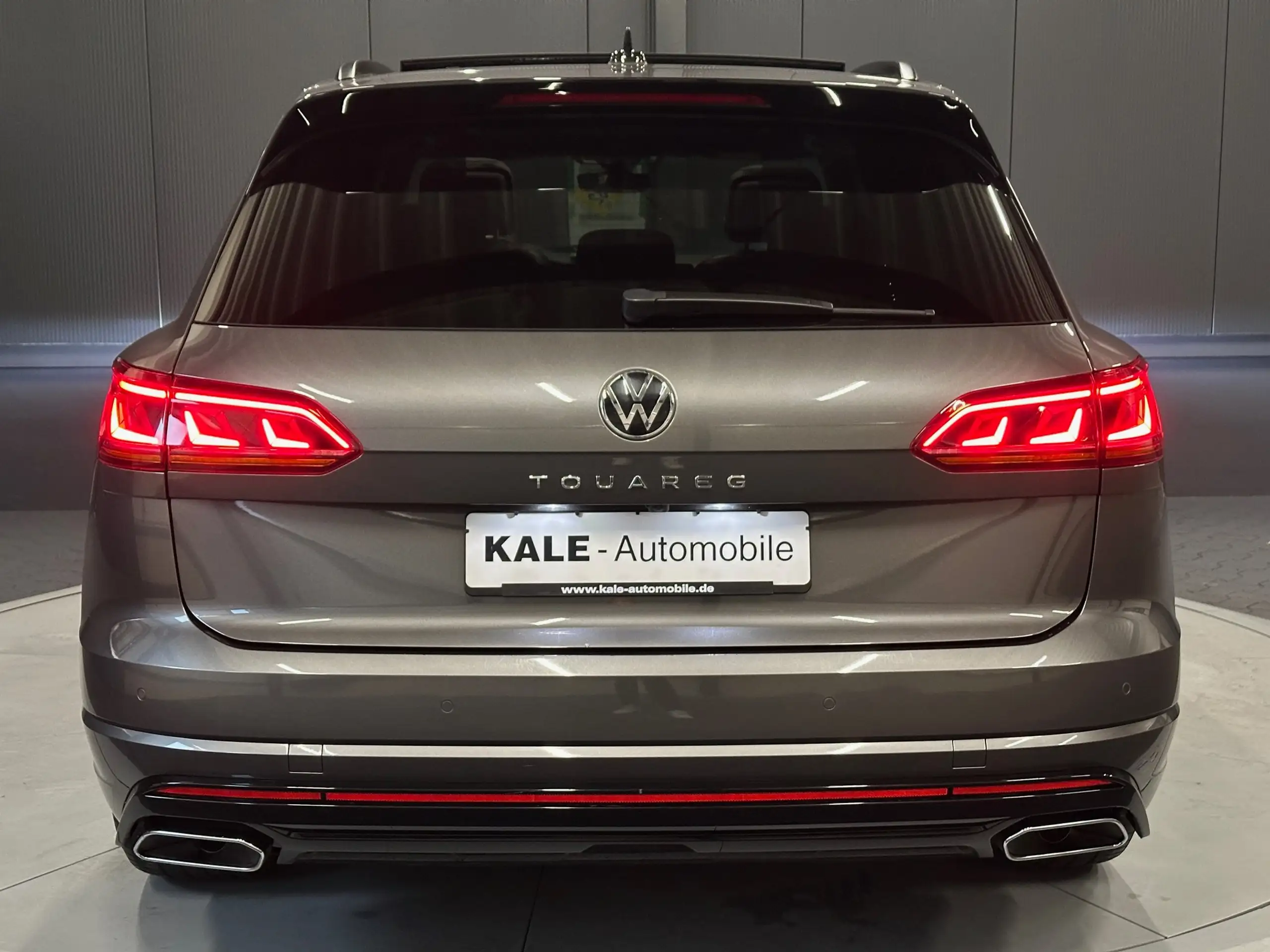 Volkswagen - Touareg