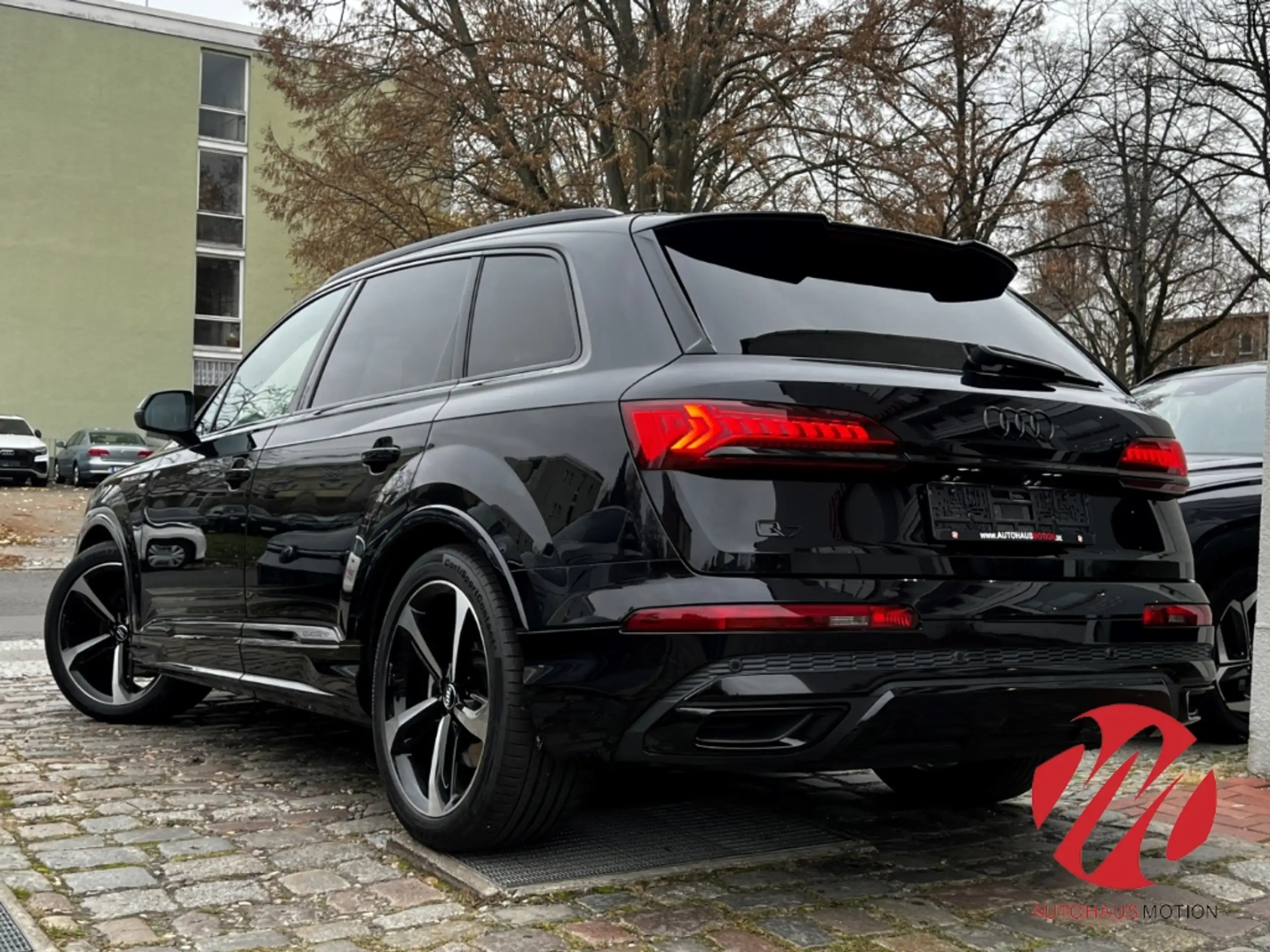 Audi - Q7