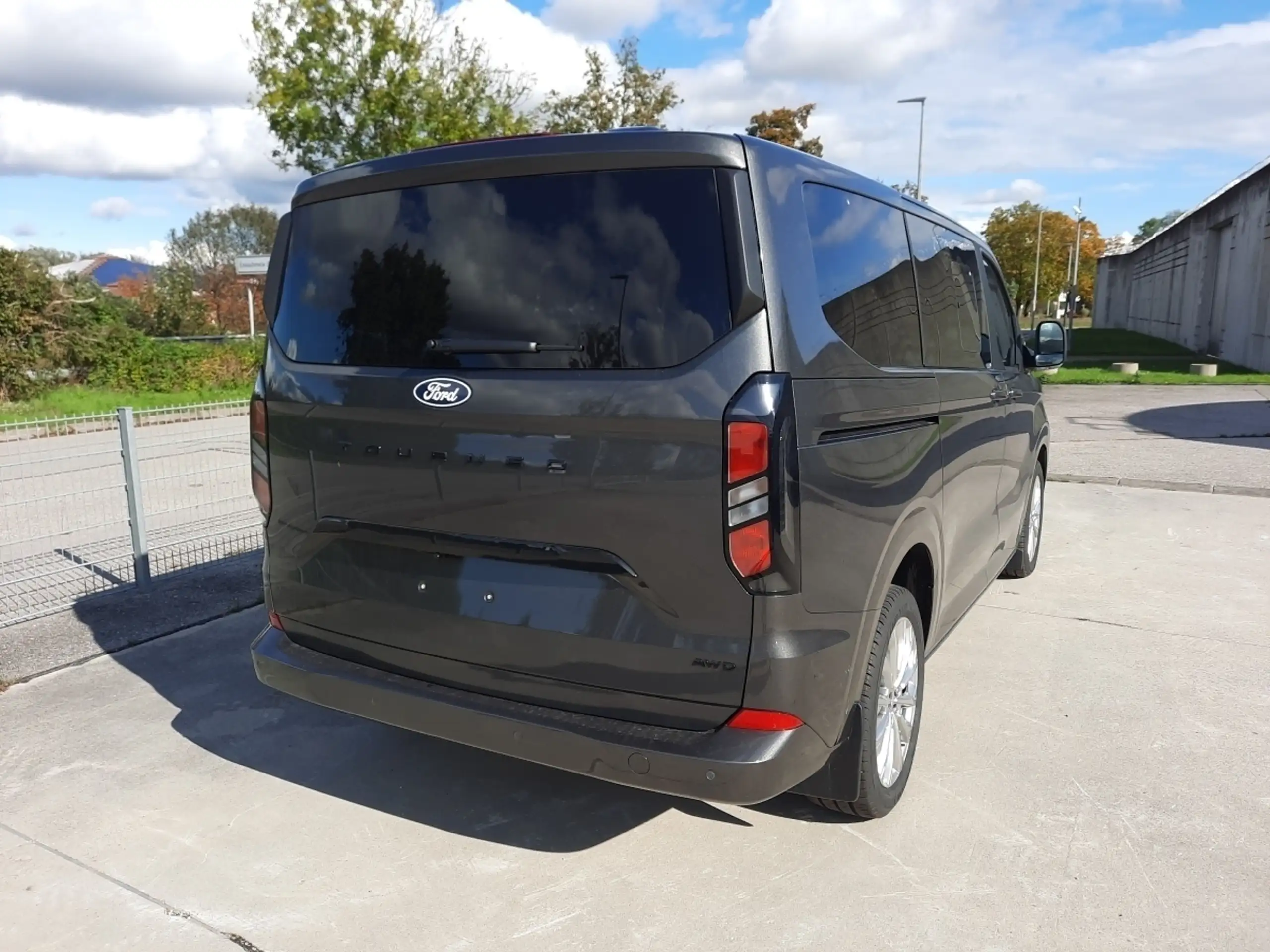 Ford - Tourneo Custom