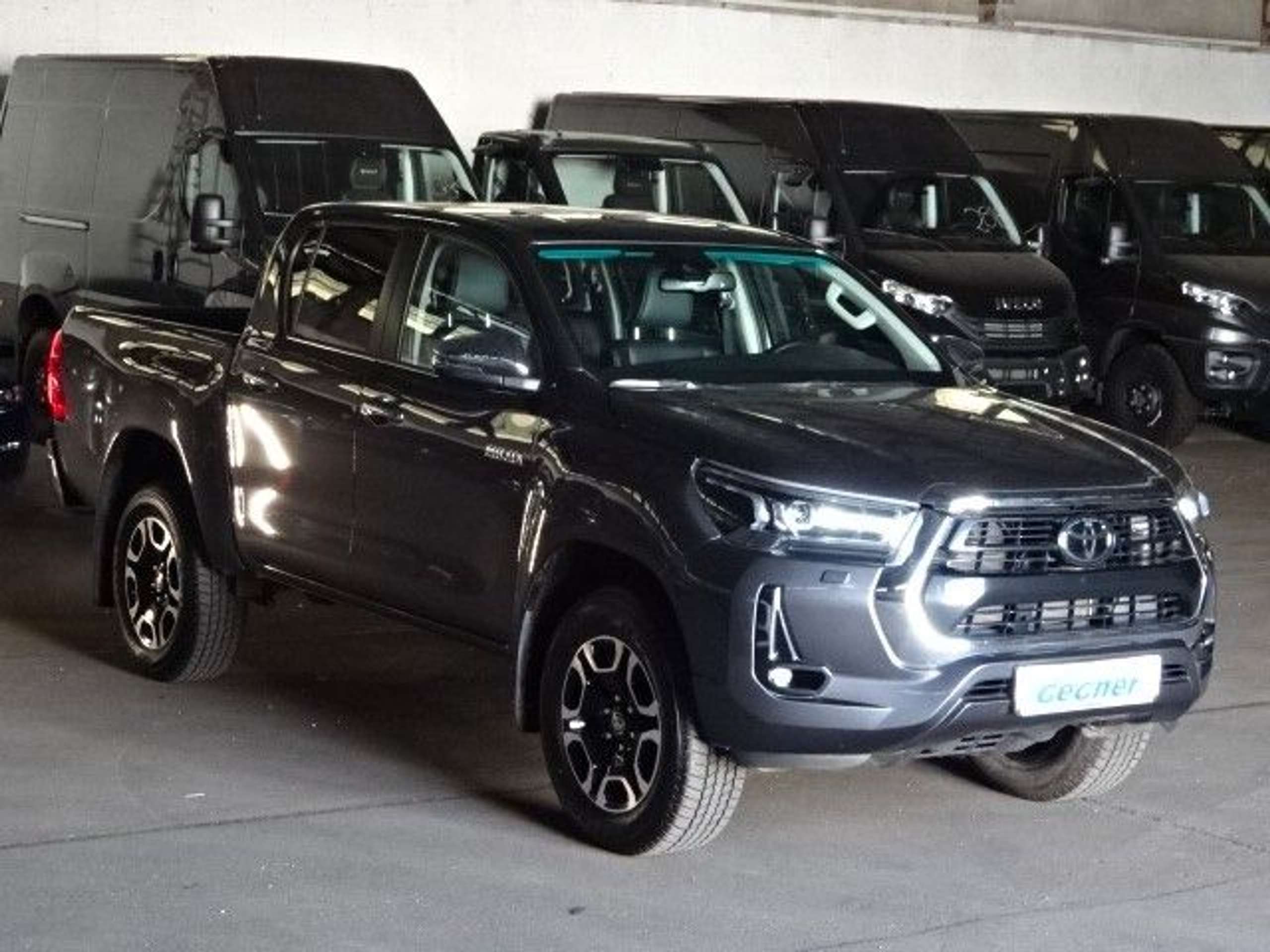 Toyota - Hilux